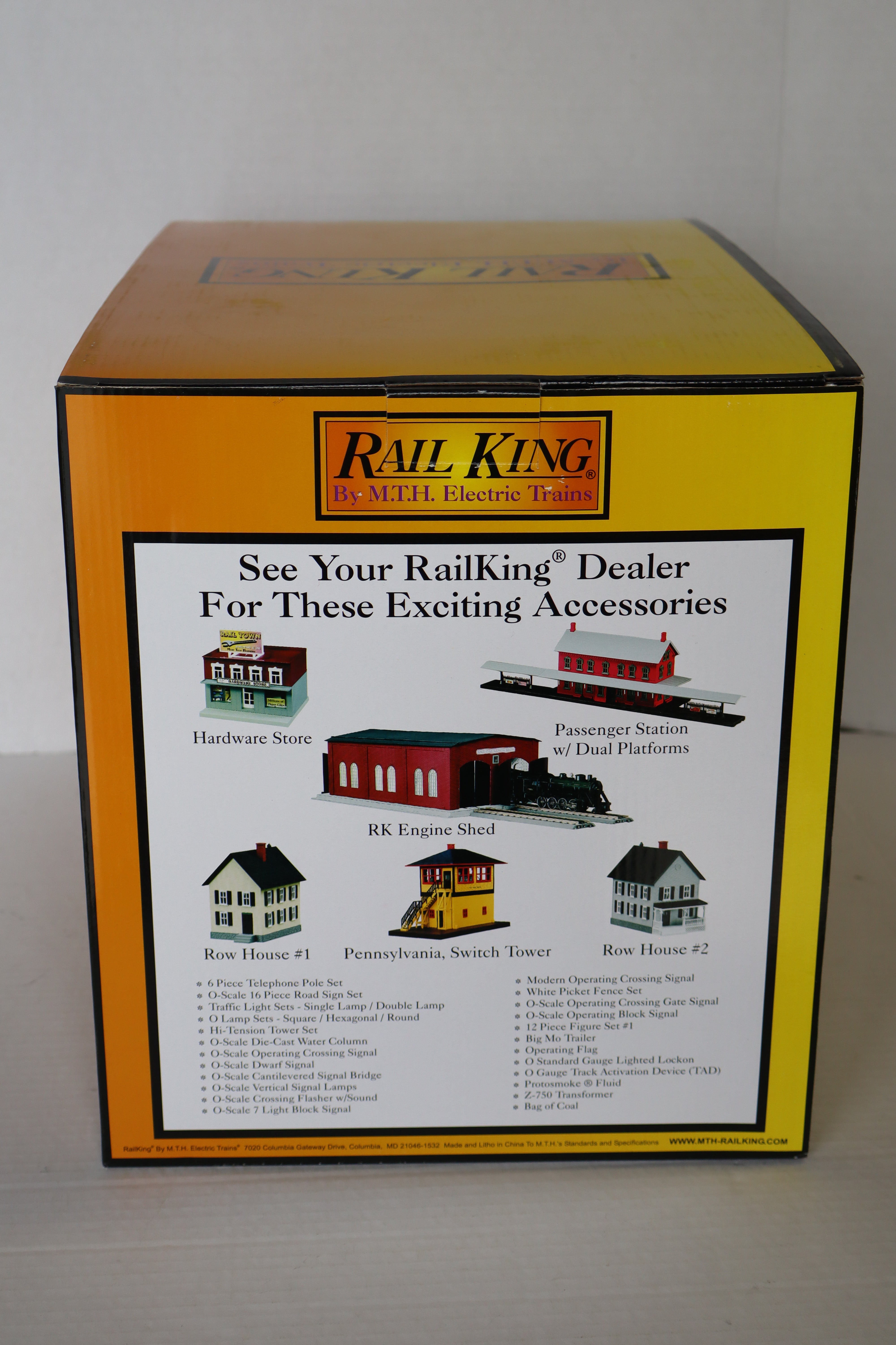 Rail King 30-90050 Girardini's Italian Restaurant 3 Story City Factory w/ Blinking Sign-Second hand-M8232