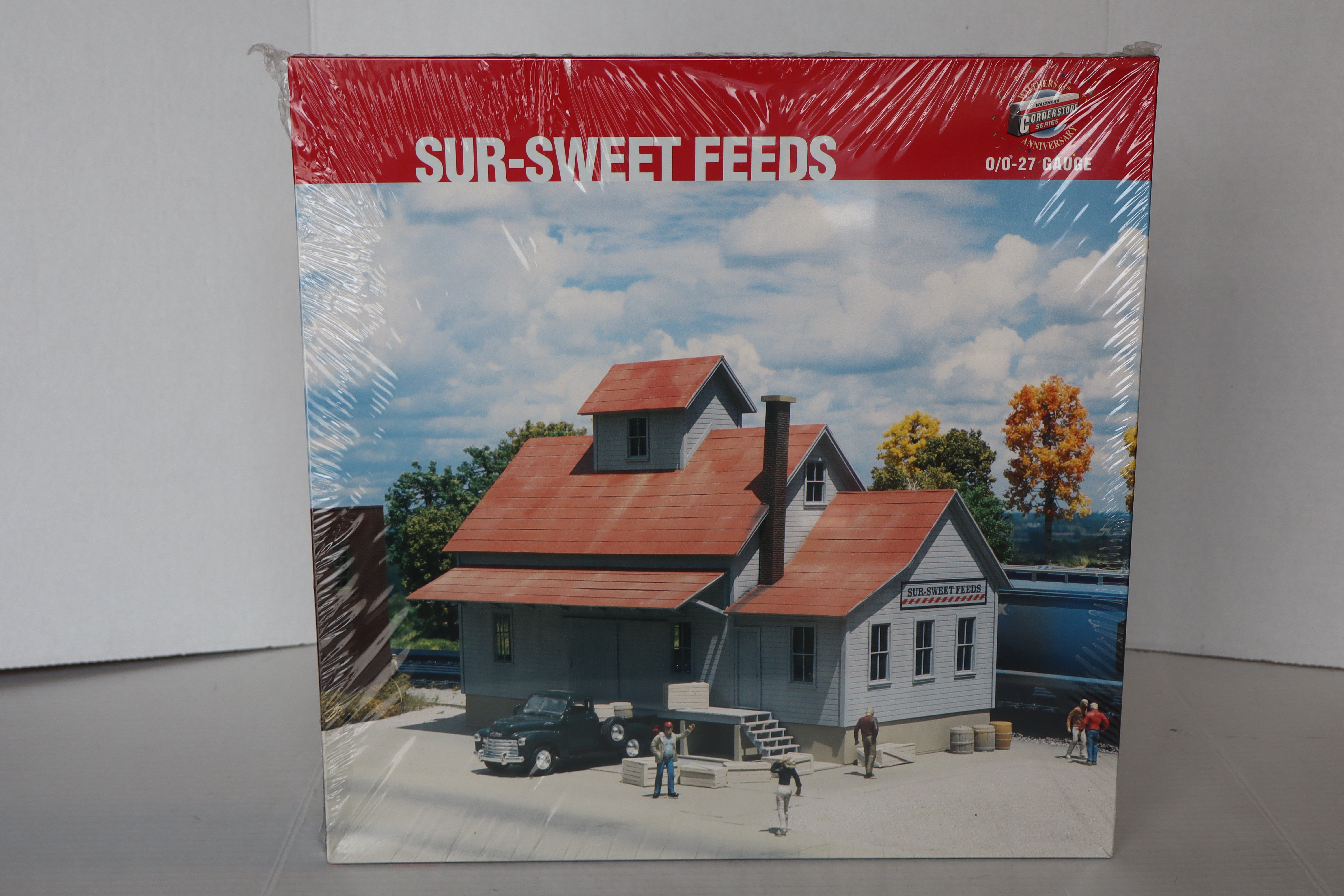 Walthers Cornerstone Series #933-3308 Sur-Sweet Feeds Kit-Second hand-M8238