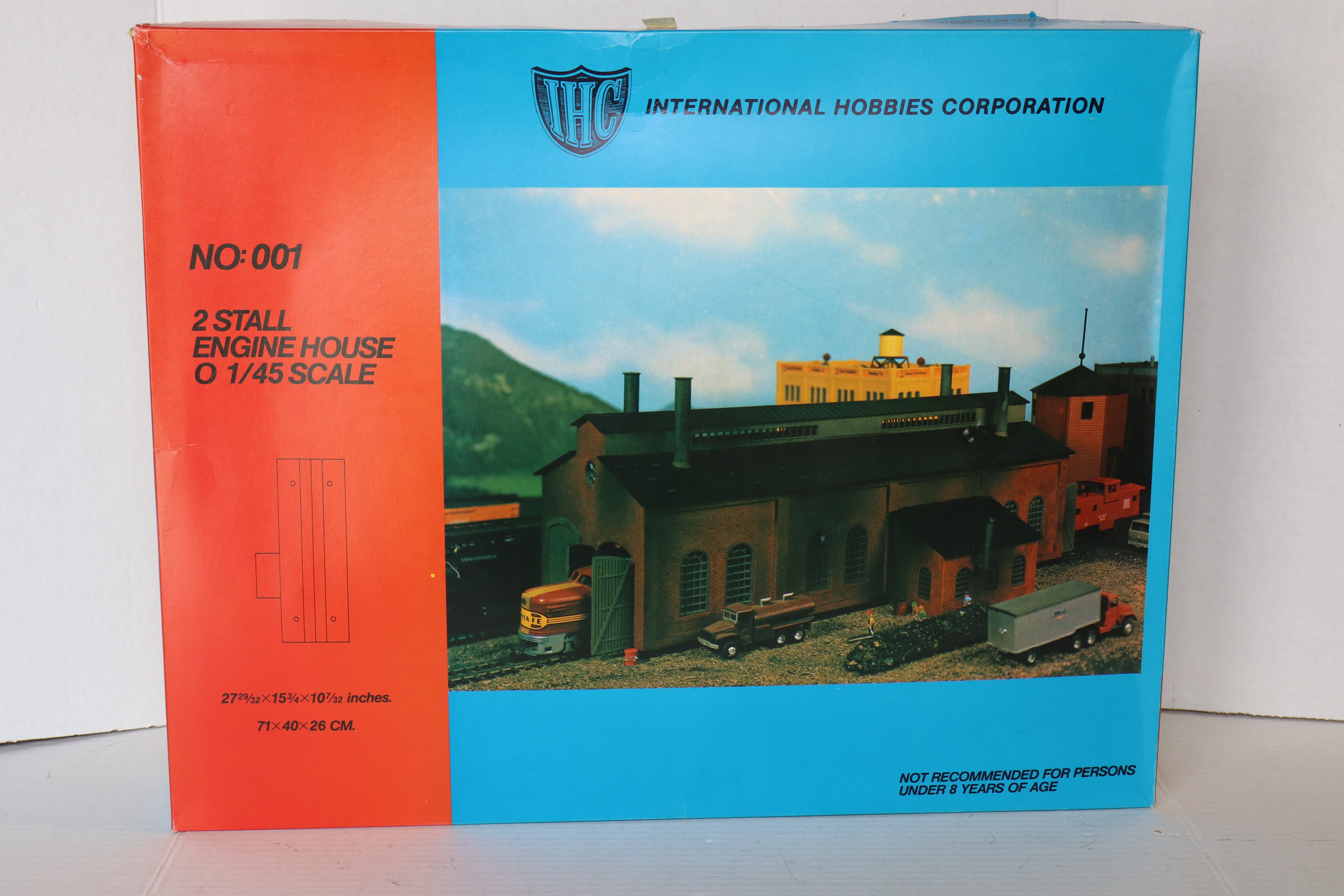 IHC #B1042 2 Stall Engine House 1/45 Scale-Second hand-M8239