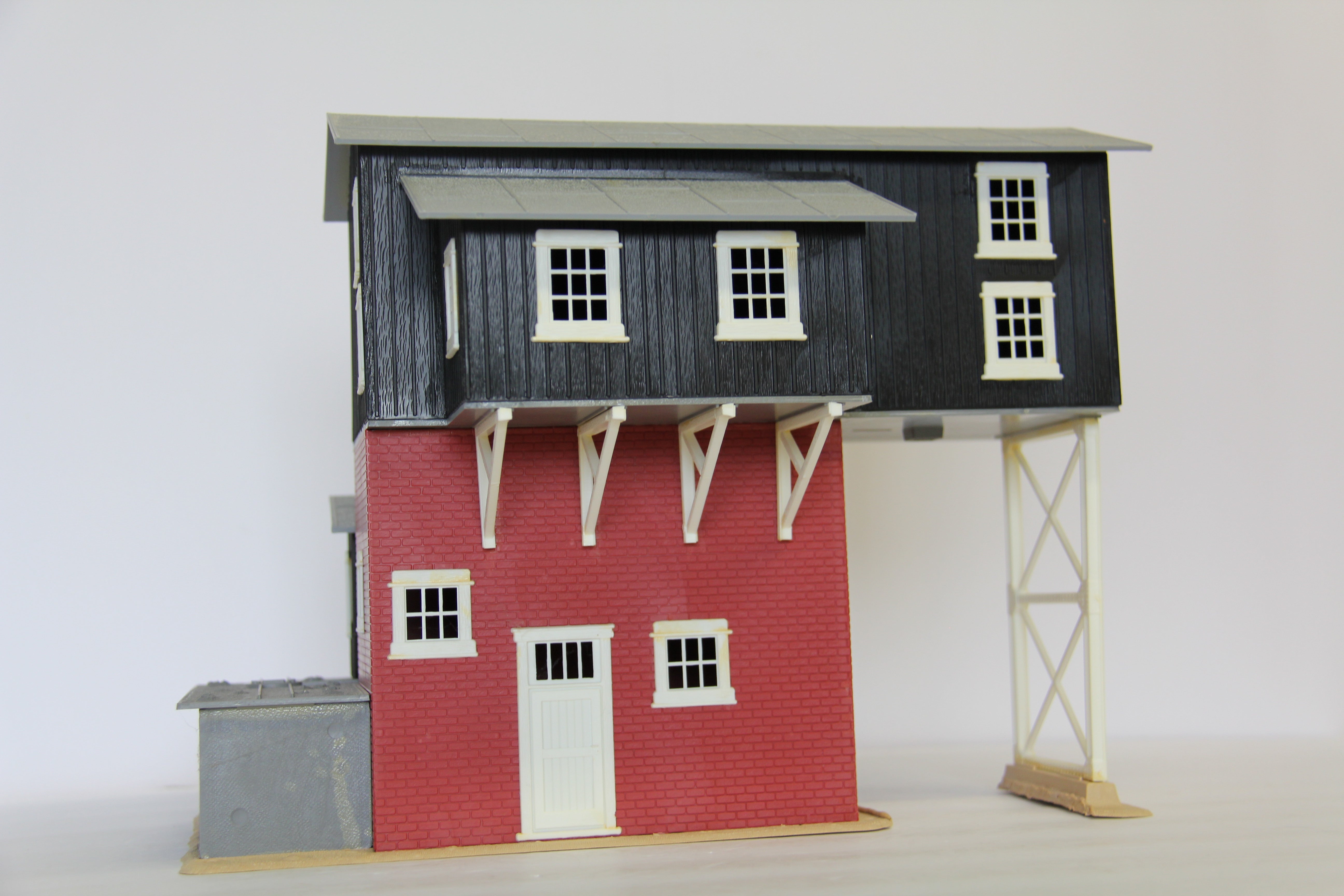 Lionel 6-12904 Coaling Station building Kit ASSEMBLED-Second hand-M6980