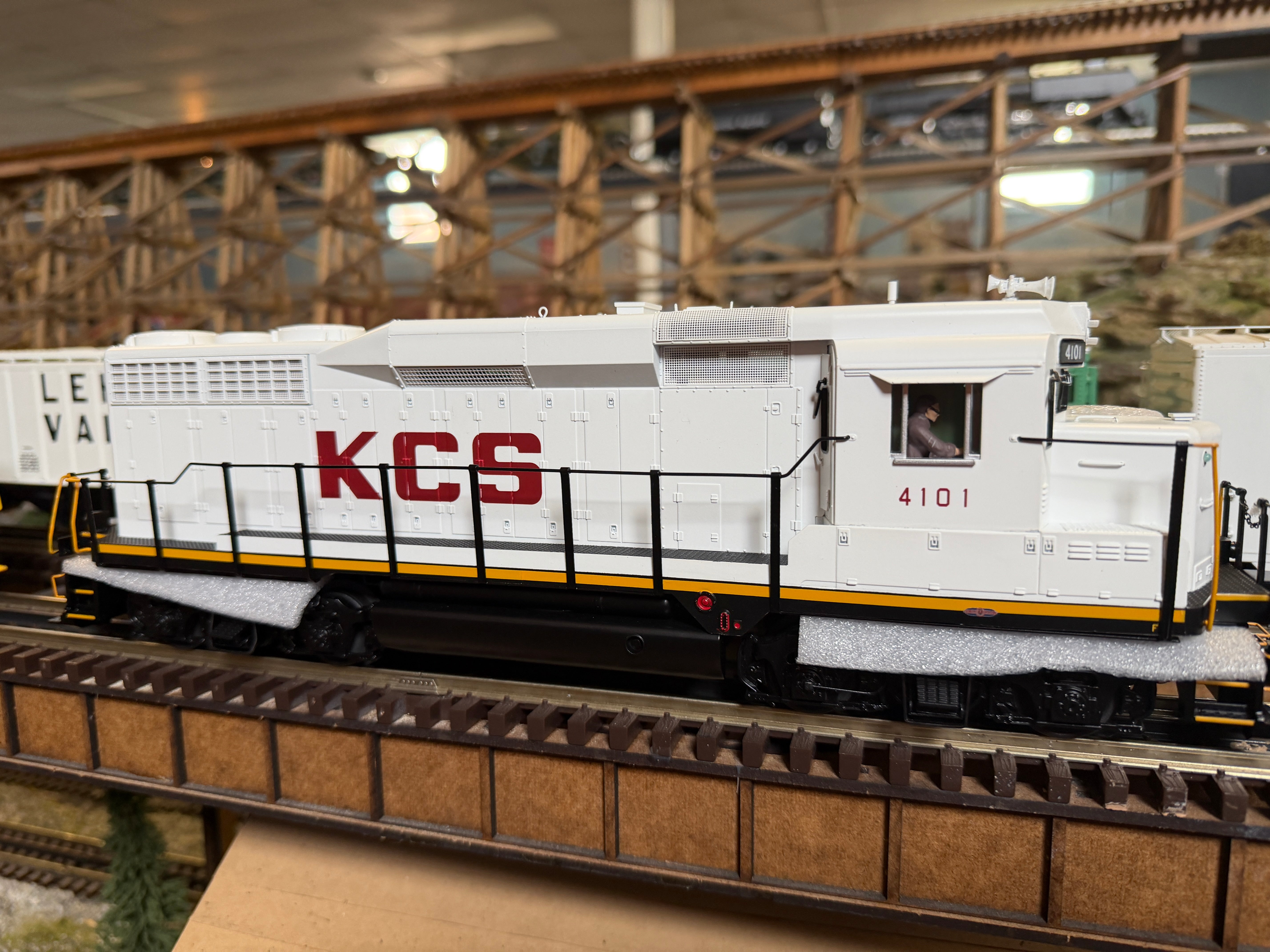 Atlas O 30138434 - Premier - GP30 Diesel Locomotive "Kansas City Southern" #4108