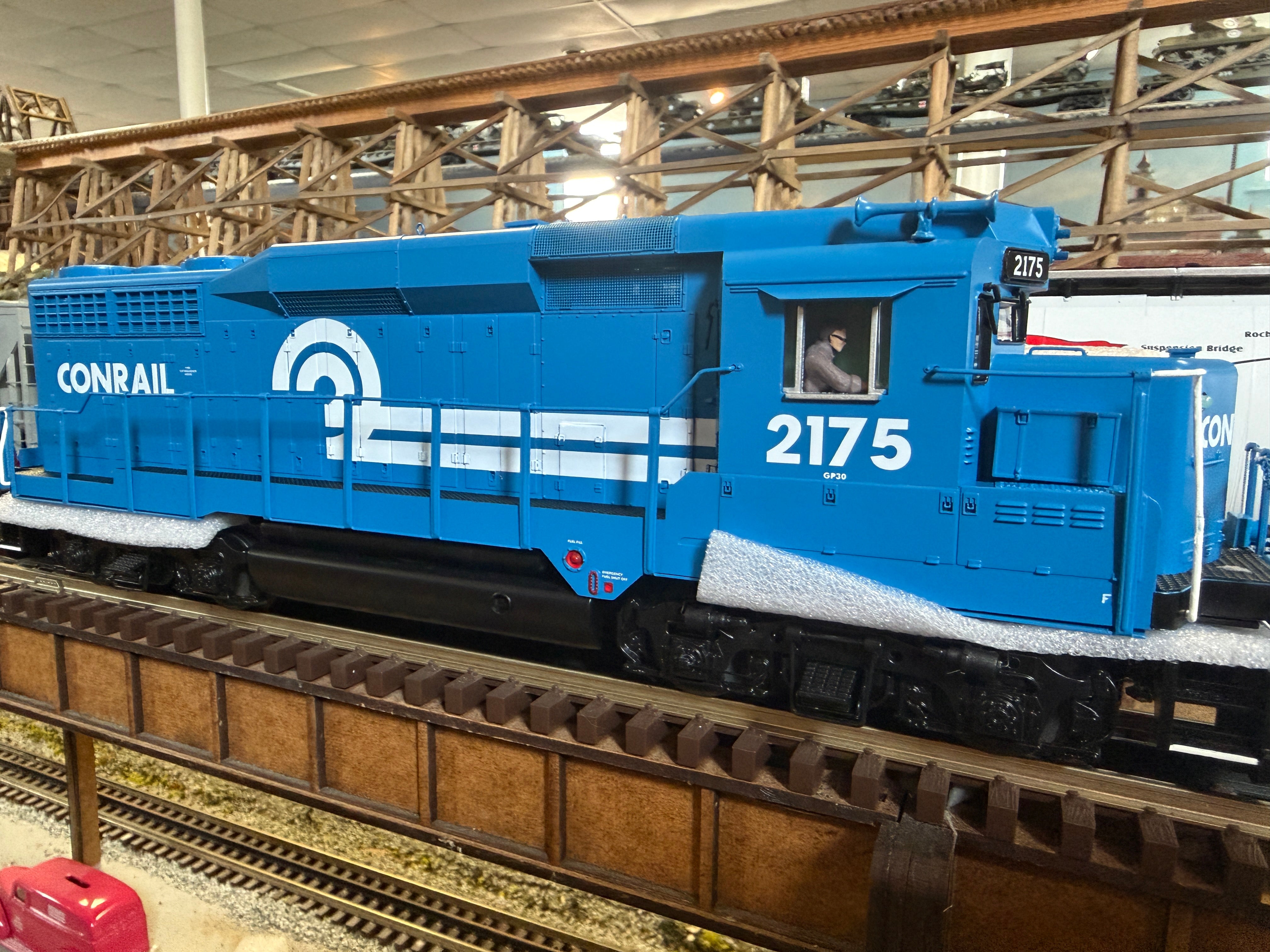 Atlas O 30138430 - Premier - GP30 Diesel Locomotive "Conrail" #2193