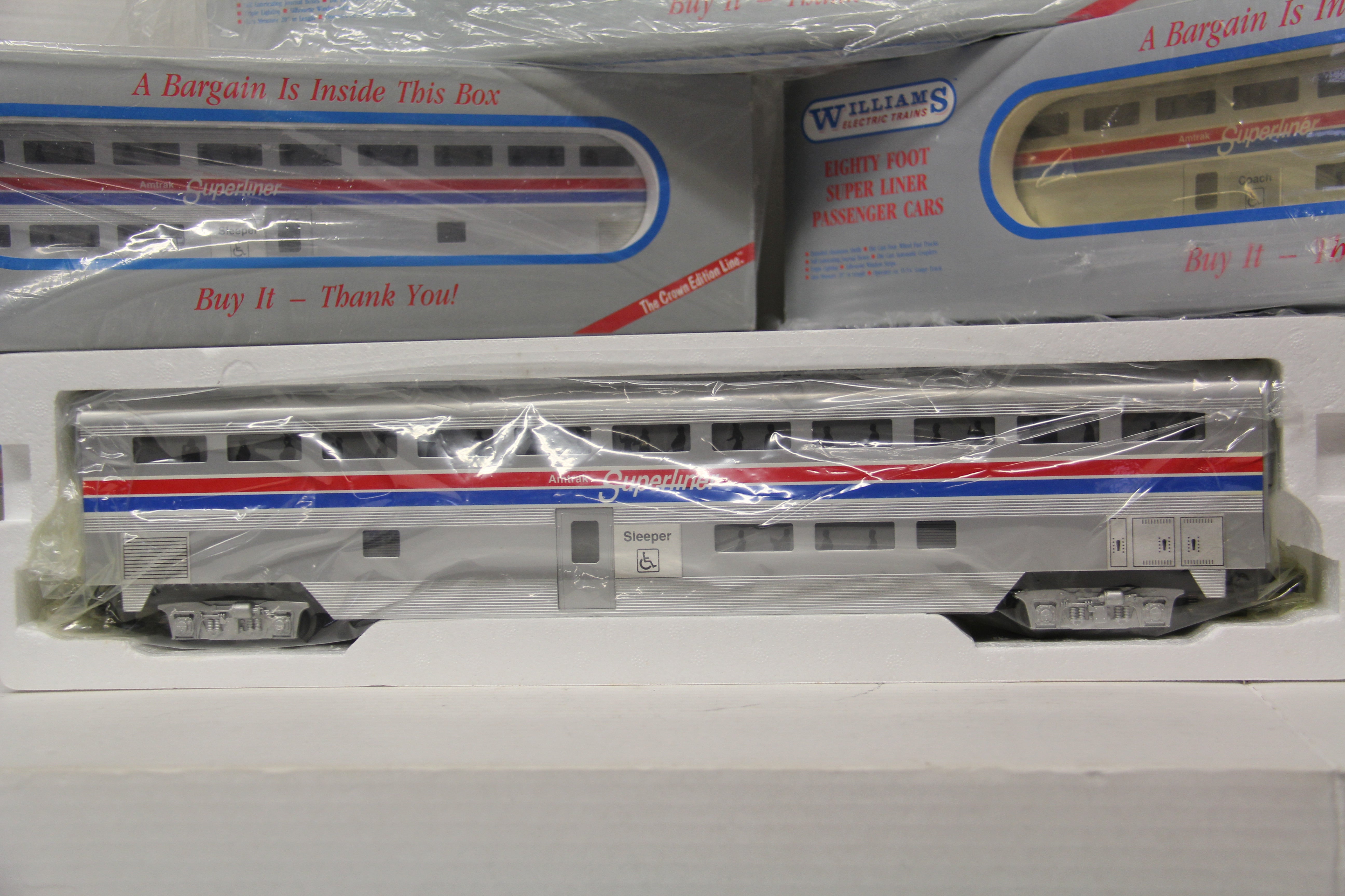 Williams Amtrak 80' Superliner Passenger 6 Car Set-Second hand-M5630