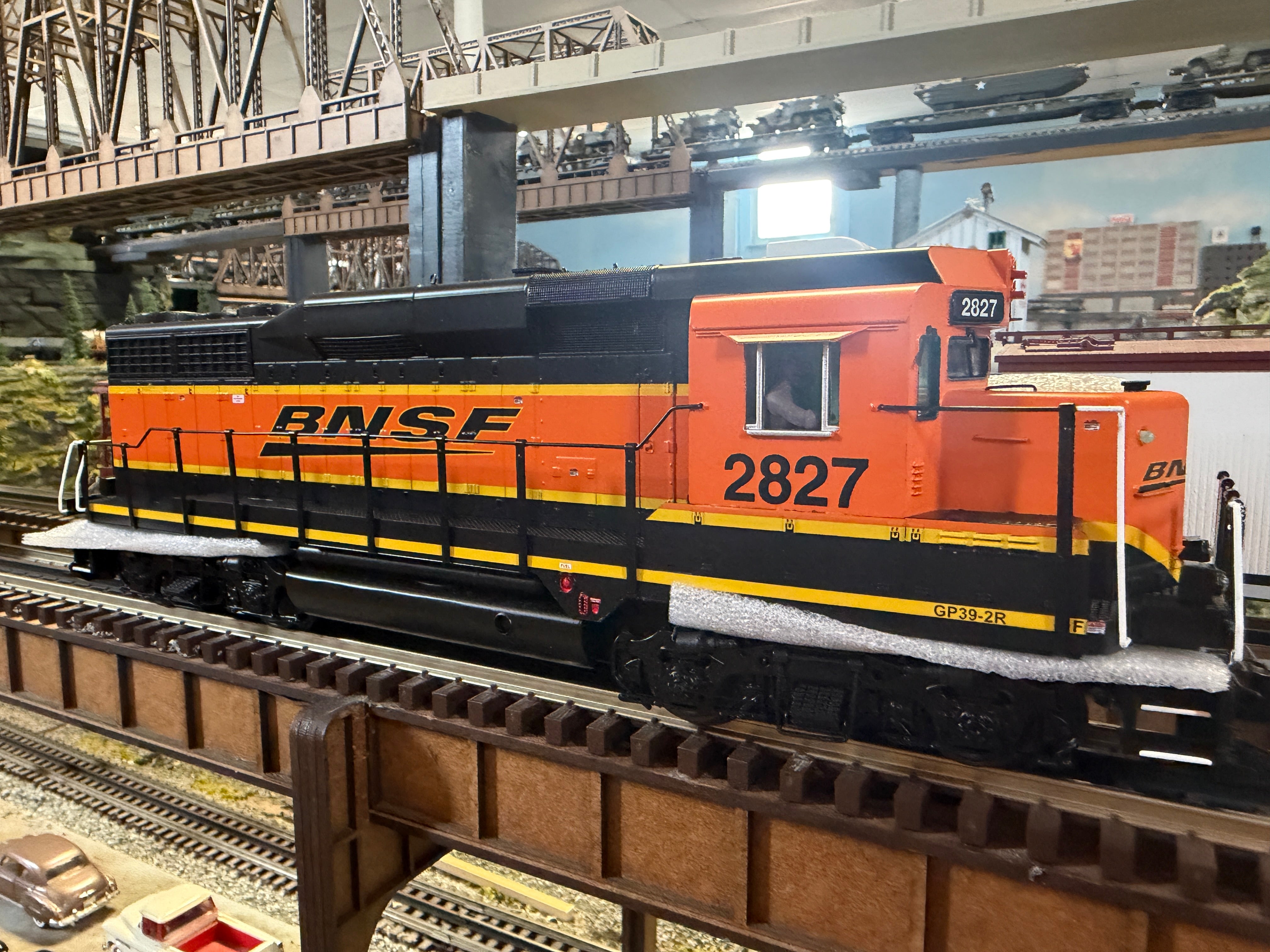 Atlas O 30138724 - Premier - GP30 Diesel Locomotive "BNSF" #2827