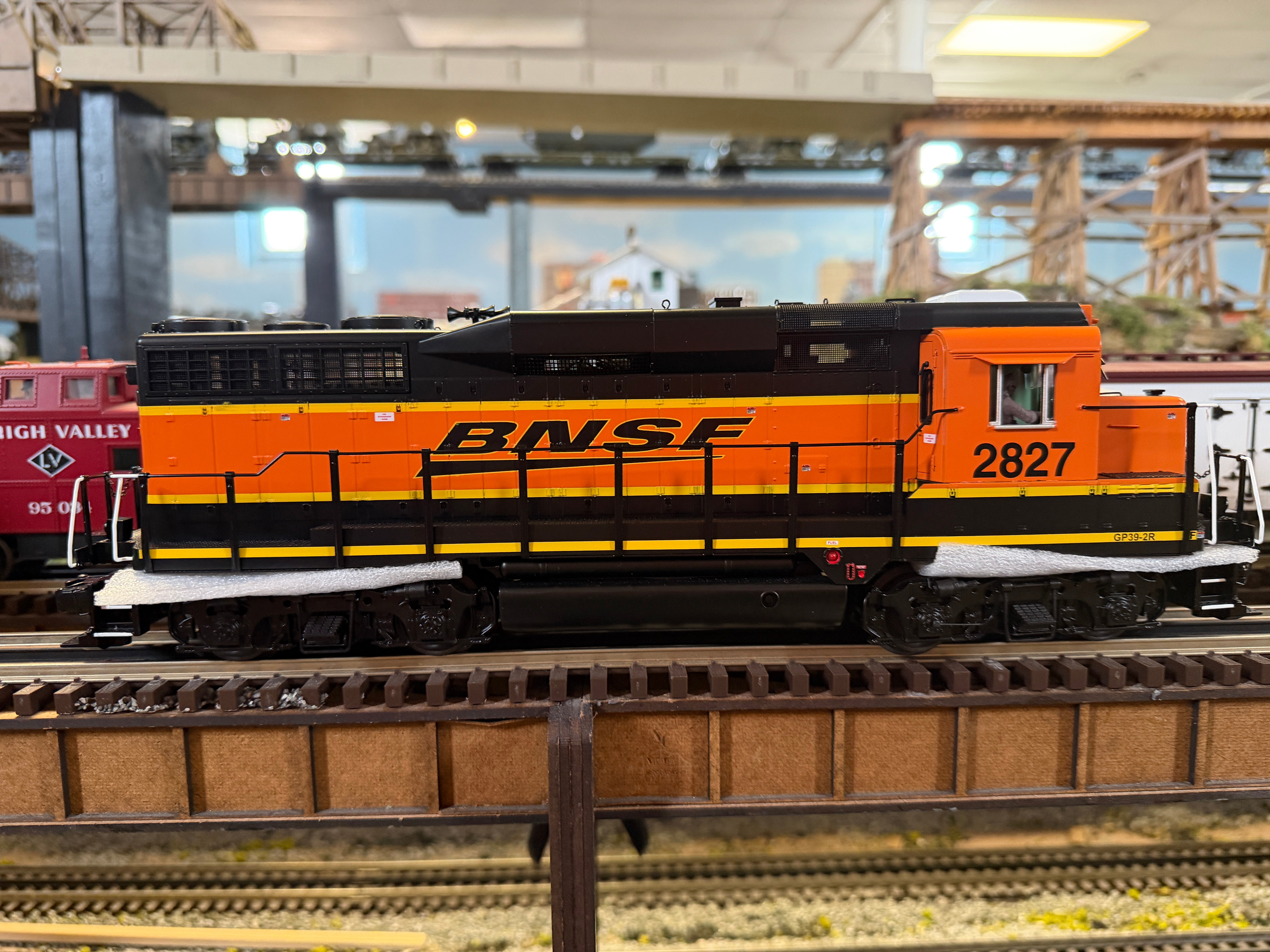 Atlas O 30138724 - Premier - GP30 Diesel Locomotive "BNSF" #2827