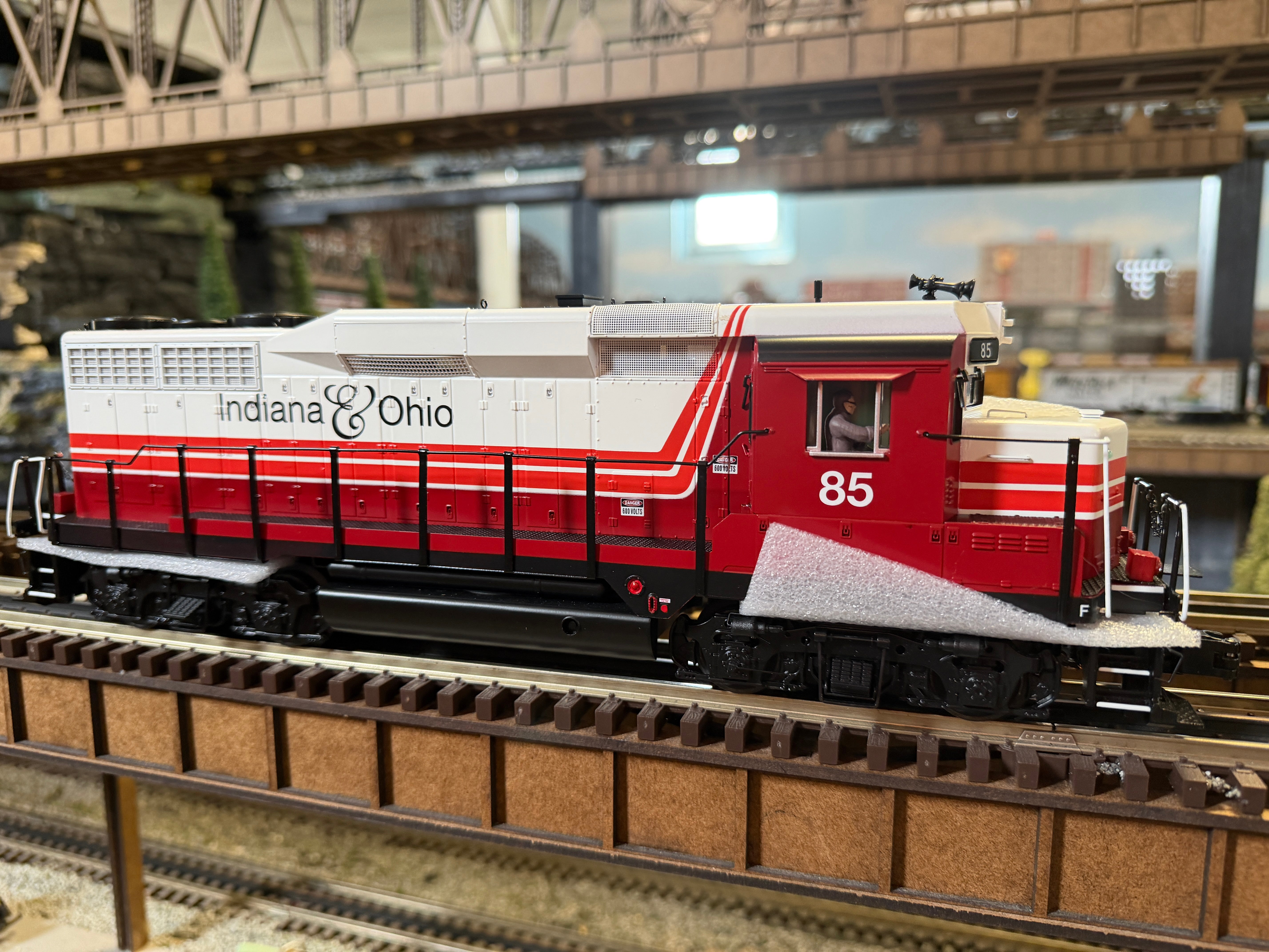 Atlas O 30138728 - Premier - GP30 Diesel Locomotive "Indiana & Ohio" #83