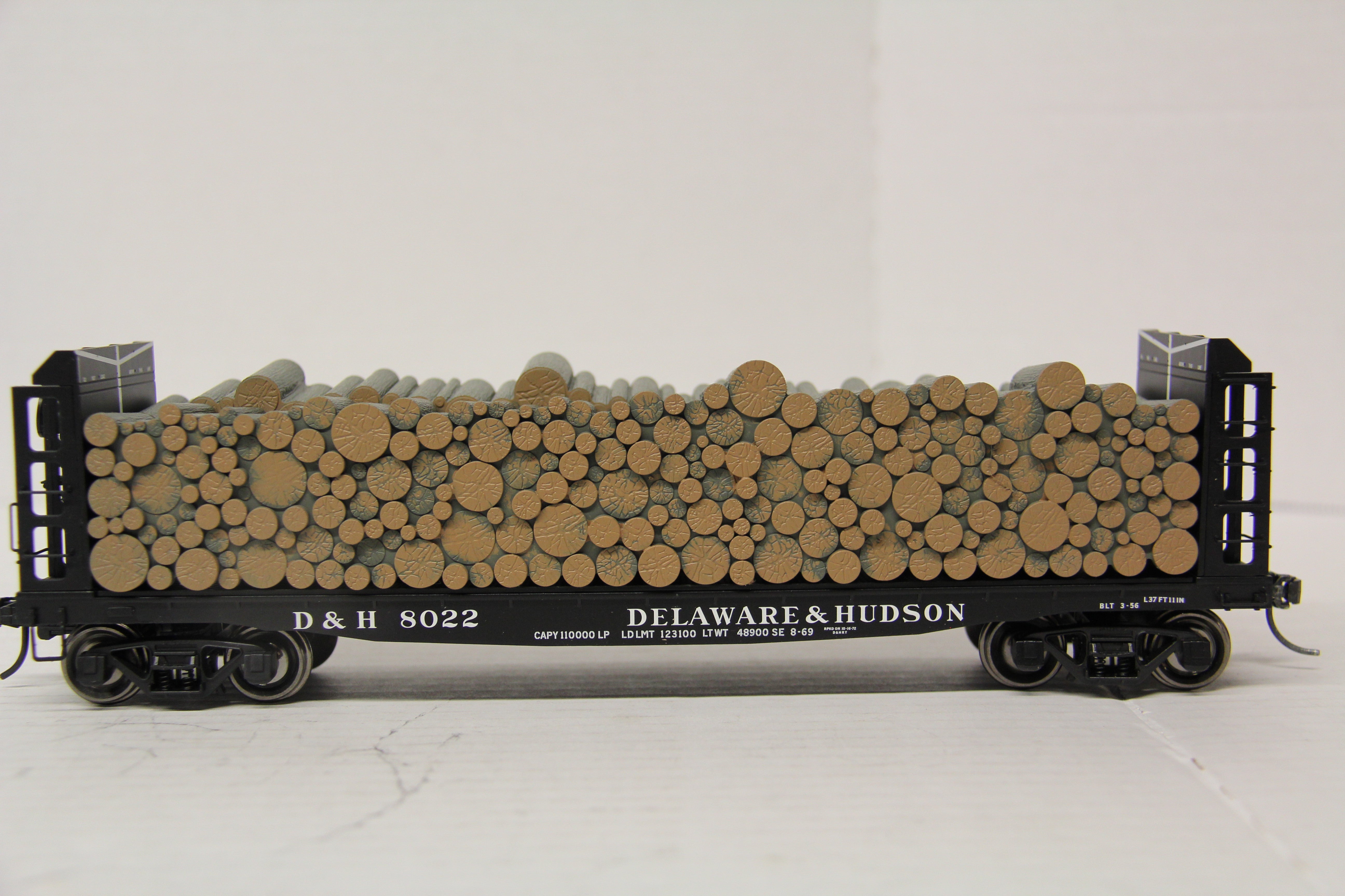 Atlas #3004406-1 Delaware & Hudson #8022 Pulpwood Flatcar-Second hand-M5633