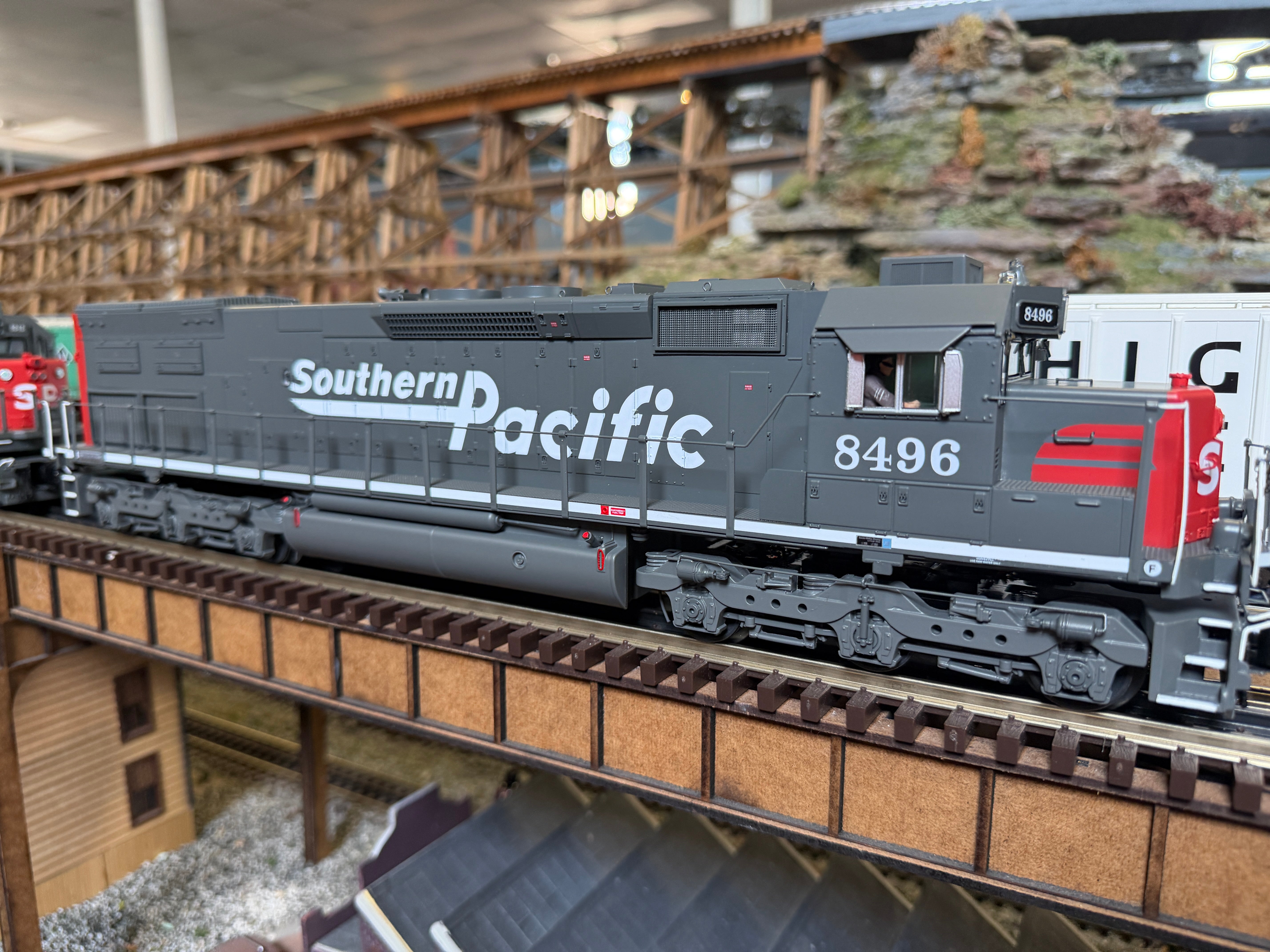 MTH 20-22185-1 - Premier - SD40T-2 Tunnel Motor Diesel Engine "Southern Pacific" #8496 w/ PS3 (Swosh) - Custom Run for MrMuffin'sTrains