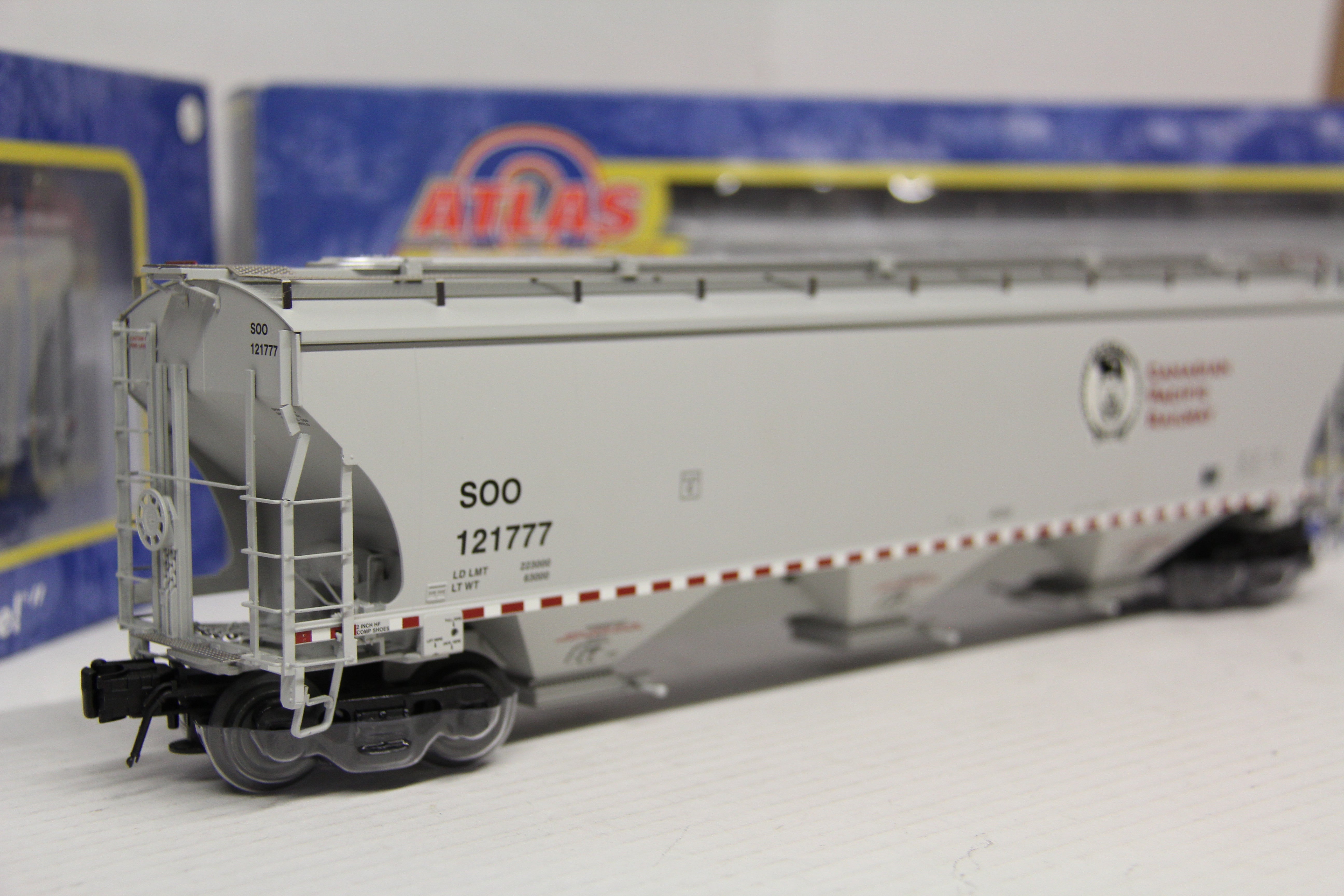 Atlas #3001104-5, -6, -8 CPR (Soo) Trinity 5161 cu. Ft. Covered Hopper-3 Car Set-Second hand-M5636