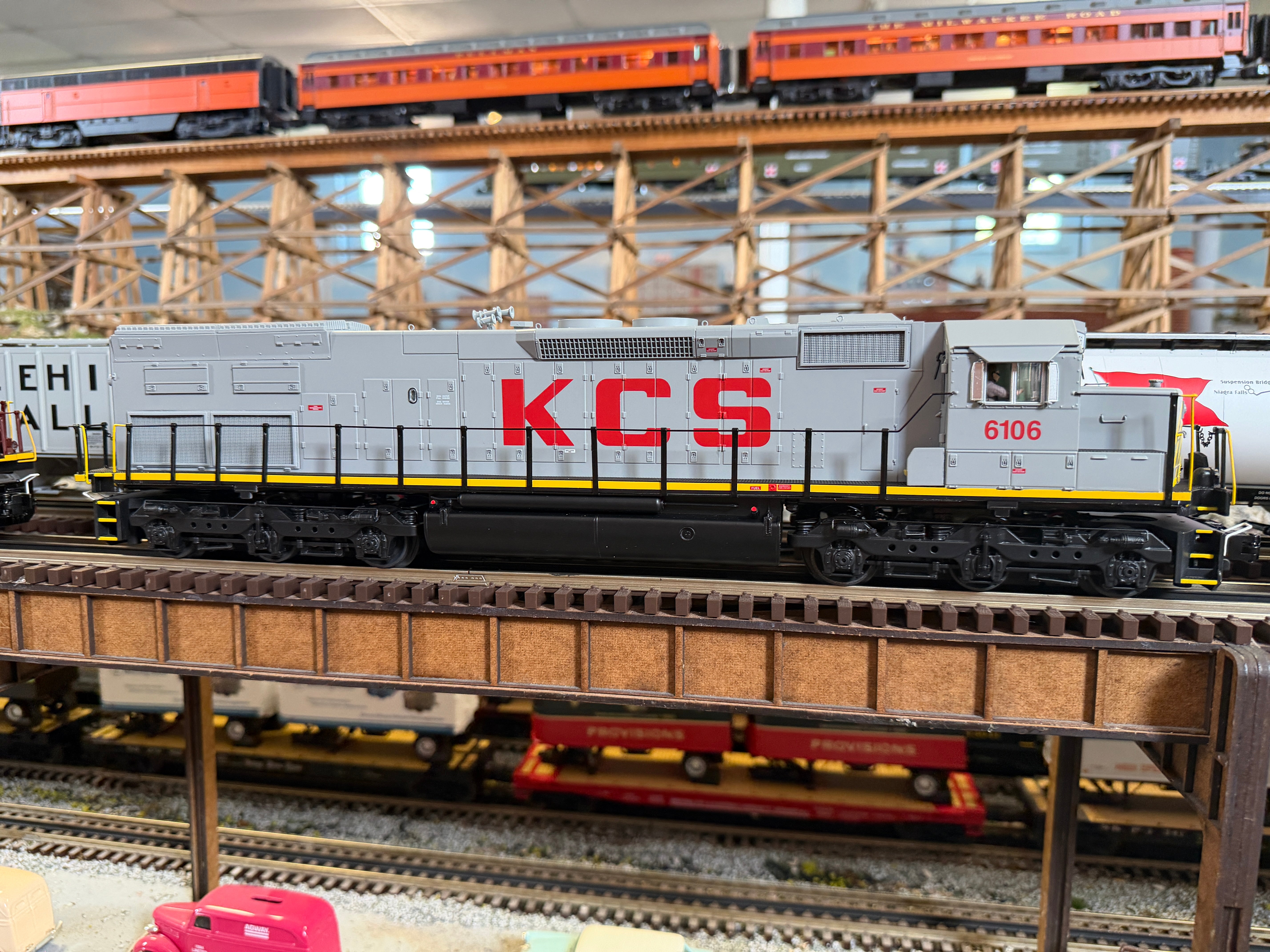 MTH 20-22122-1 - Premier - SD40T-2 Tunnel Motor Diesel Engine "Kansas City Southern" #6106 w/ PS3