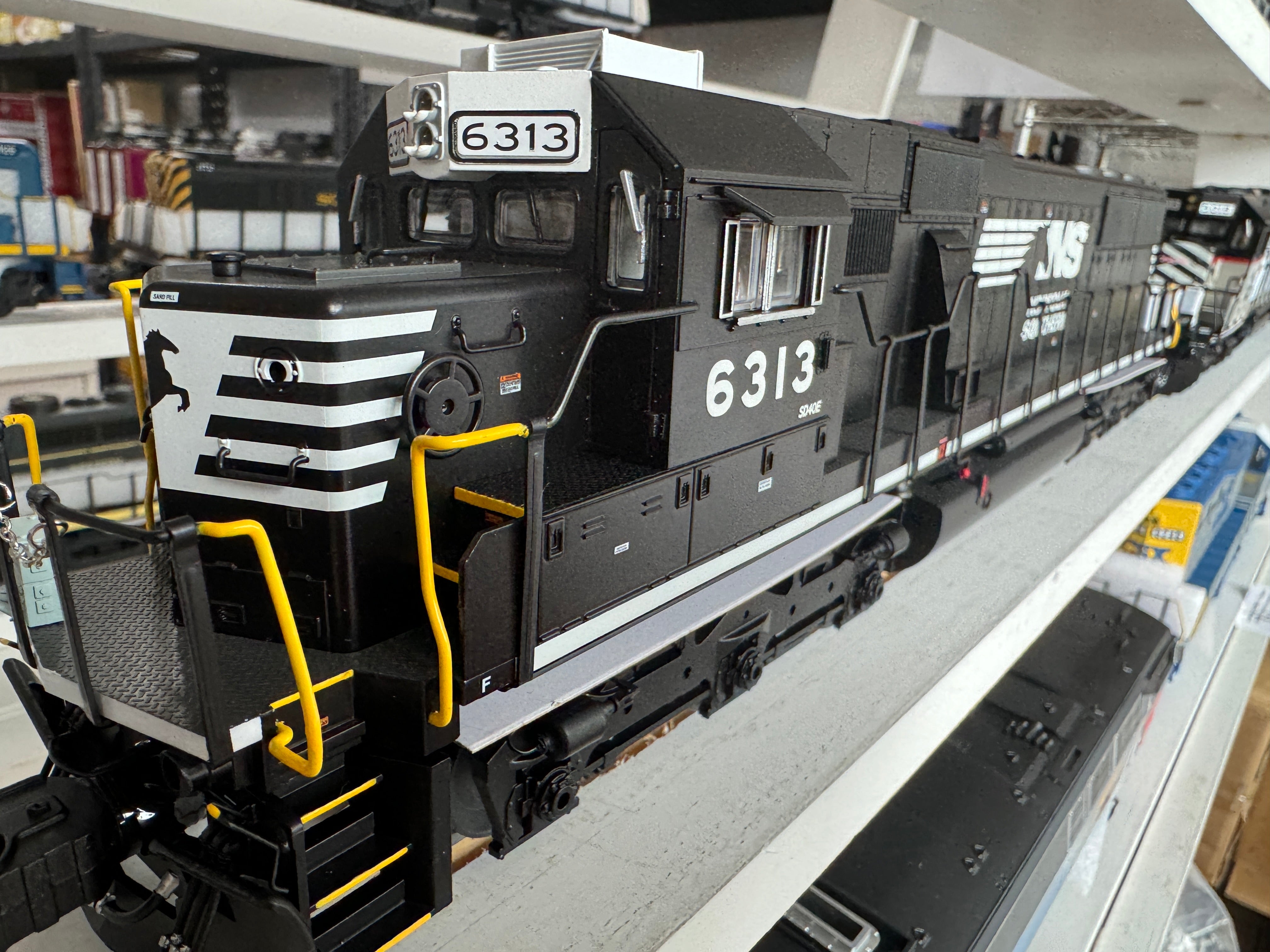Lionel 2433281 - Legacy SD40E Diesel Engine "Norfolk Southern" #6313