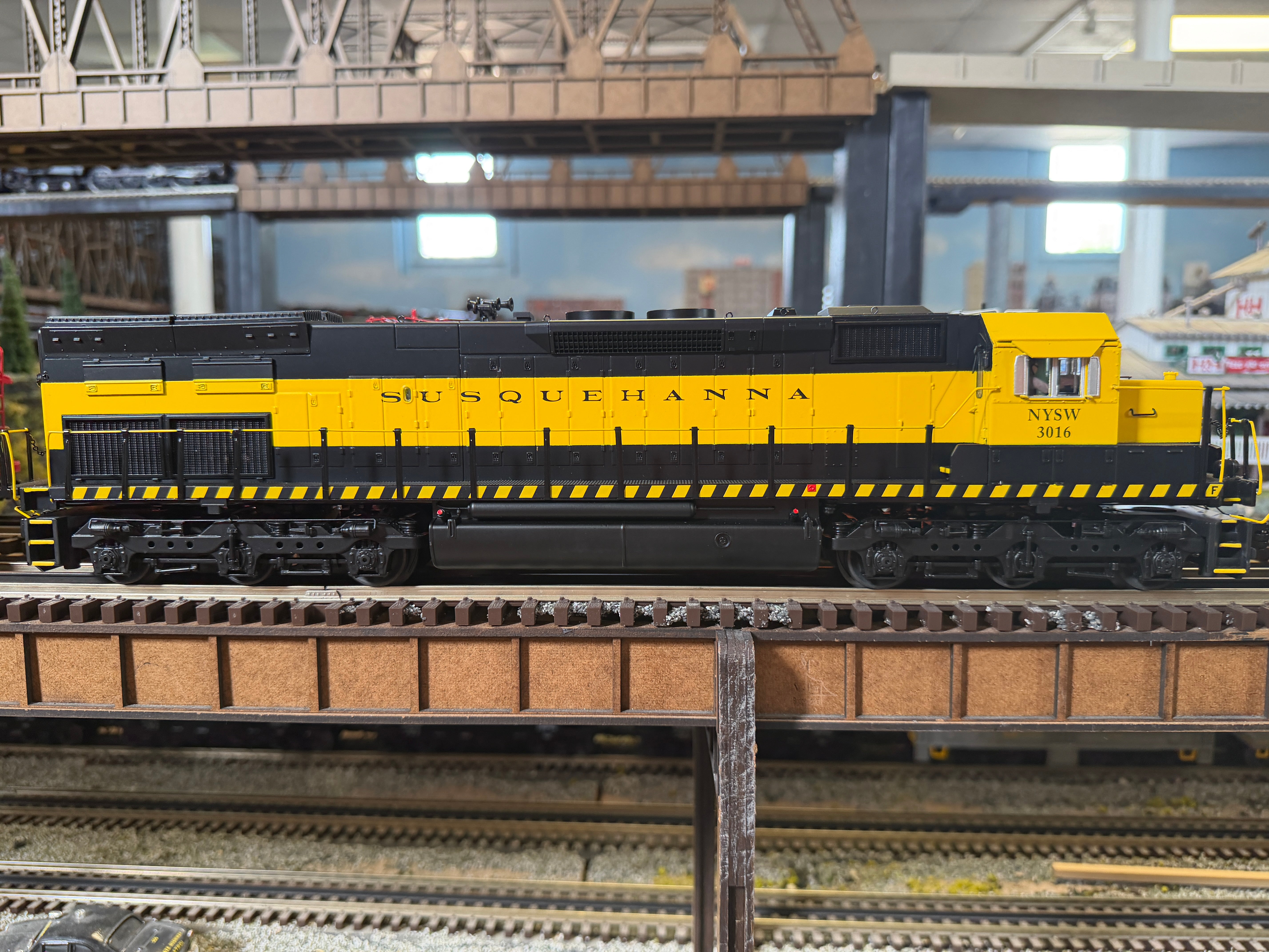 MTH 20-22120-1 - Premier - SD40T-2 Tunnel Motor Diesel Engine "Susquehanna" #3016 w/ PS3