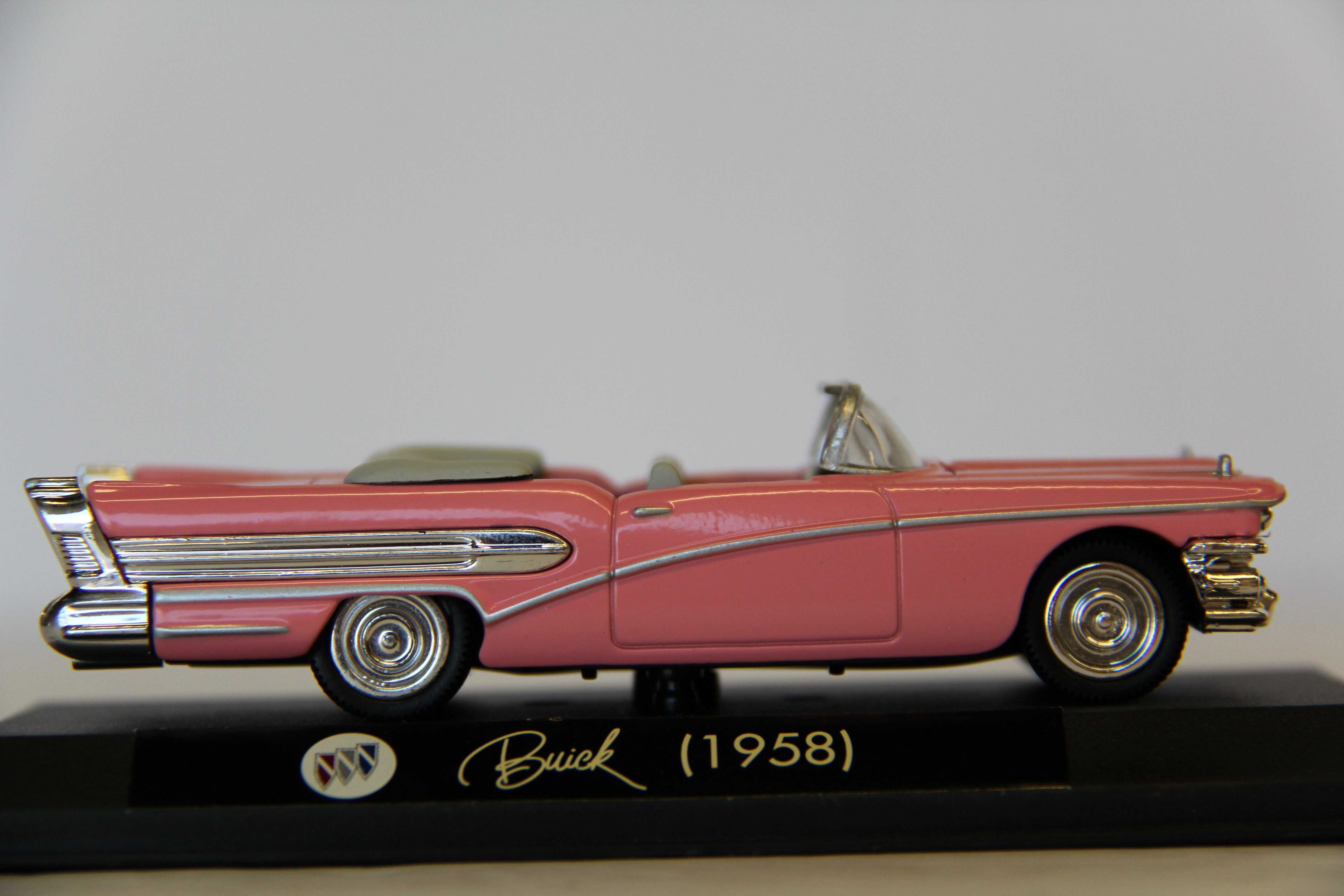 New Ray 1958 Buick Convertible 1:43-Second hand-M7005