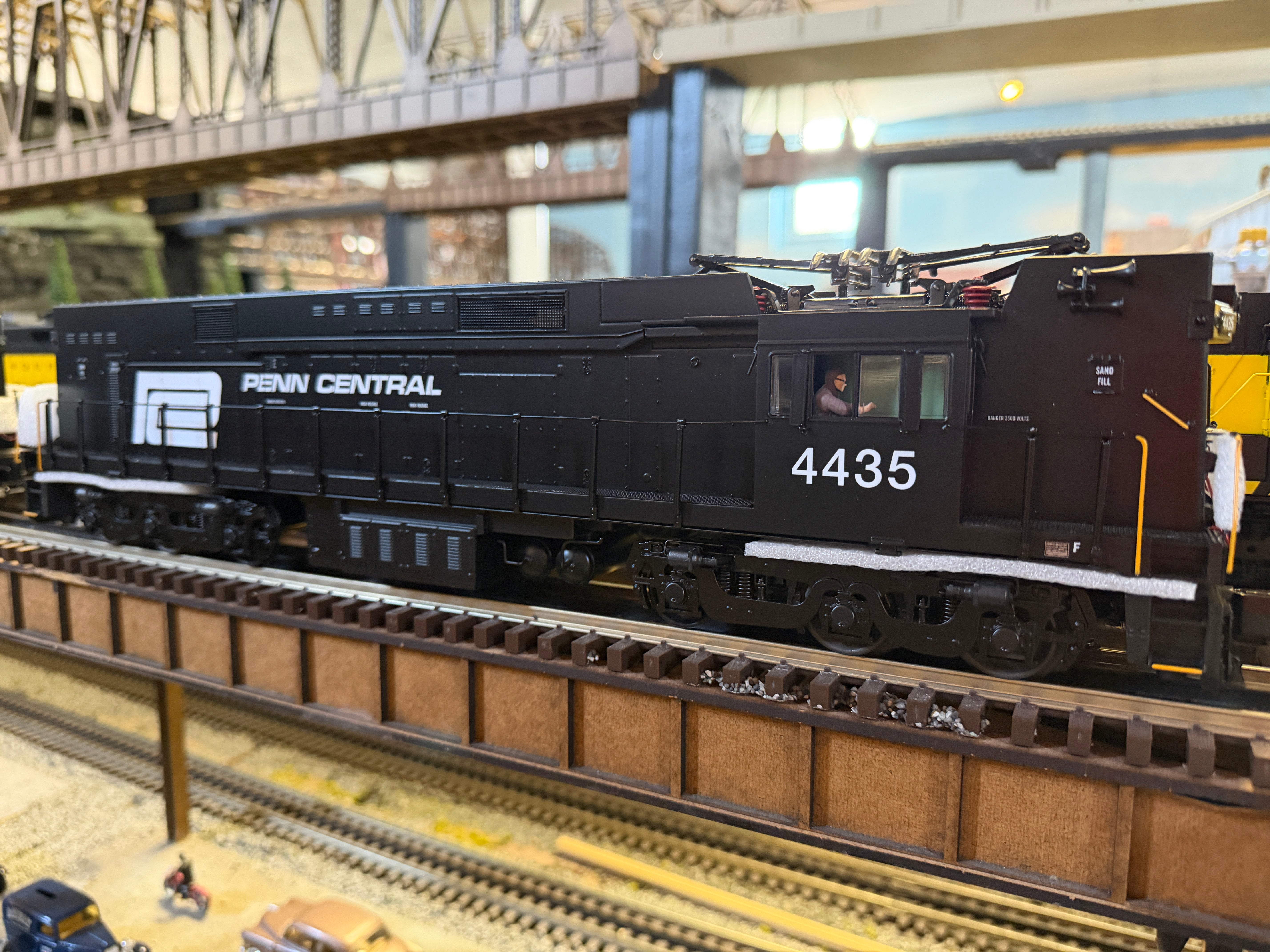MTH 20-5748-1 - Premier - E44 Electric Engine "Penn Central" #4435 w/ PS3