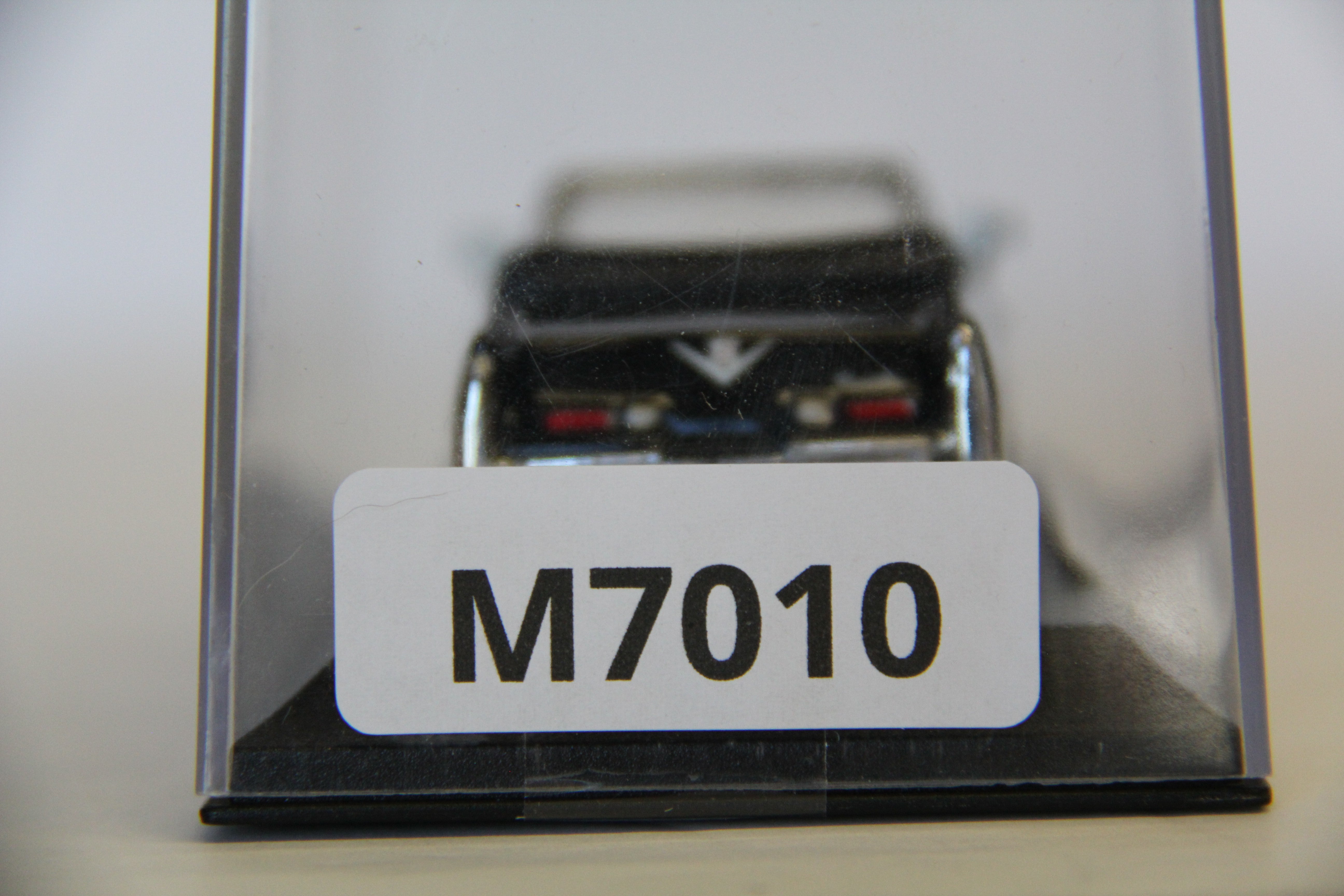 New Ray 1976 Cadillac Coupe de Ville 1:43-Second hand-M7010