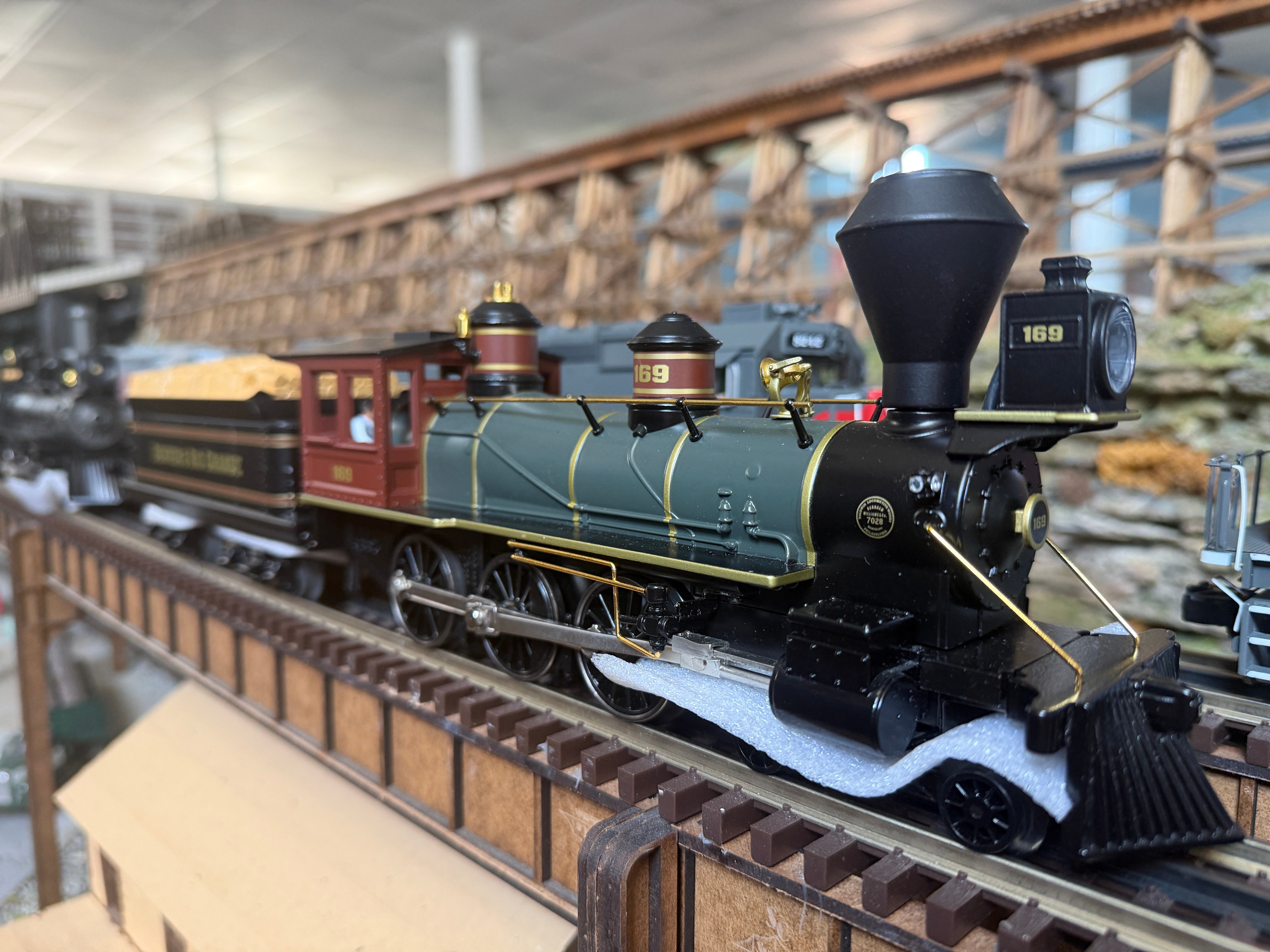 MTH 30-1912-1 - RailKing  - 4-6-0 Ten Wheeler Steam Engine "Denver & Rio Grande" #169 w/ PS3