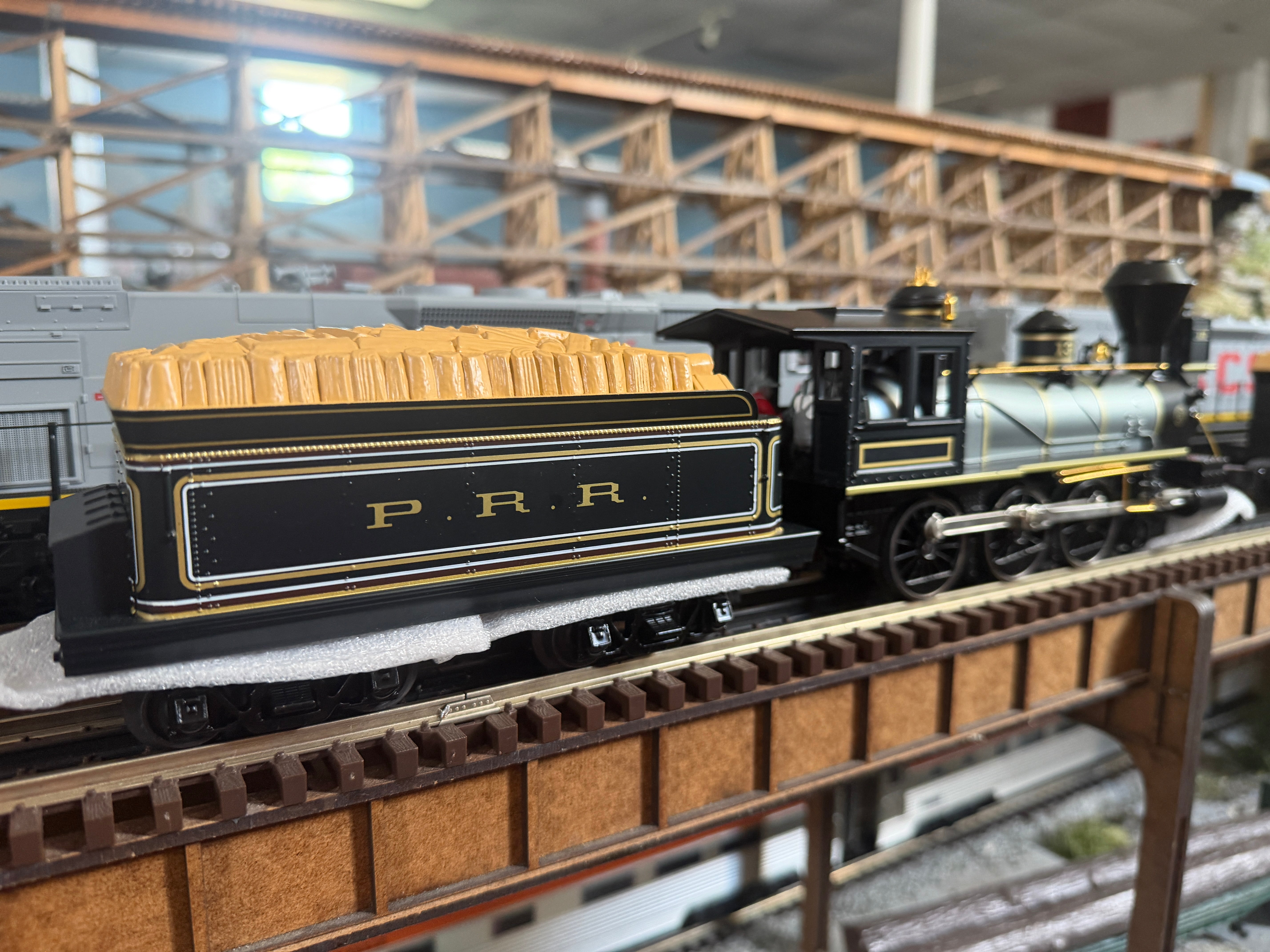 MTH 30-1909-1 - RailKing  - 4-6-0 Ten Wheeler Steam Engine "Pennsylvania" #137 w/ PS3