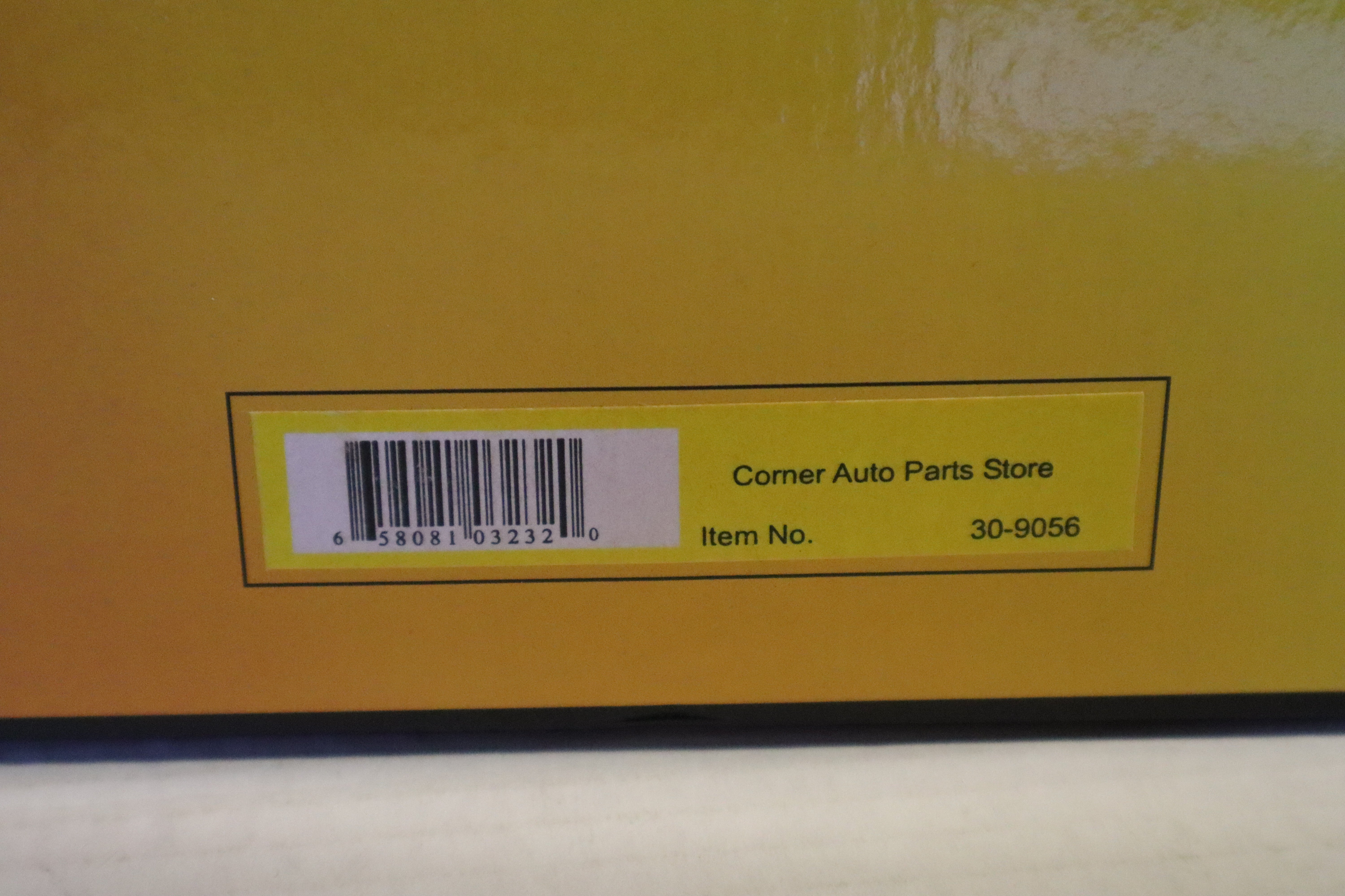 Rail King 30-9056 Corner Auto Parts Store-Second hand-M8221