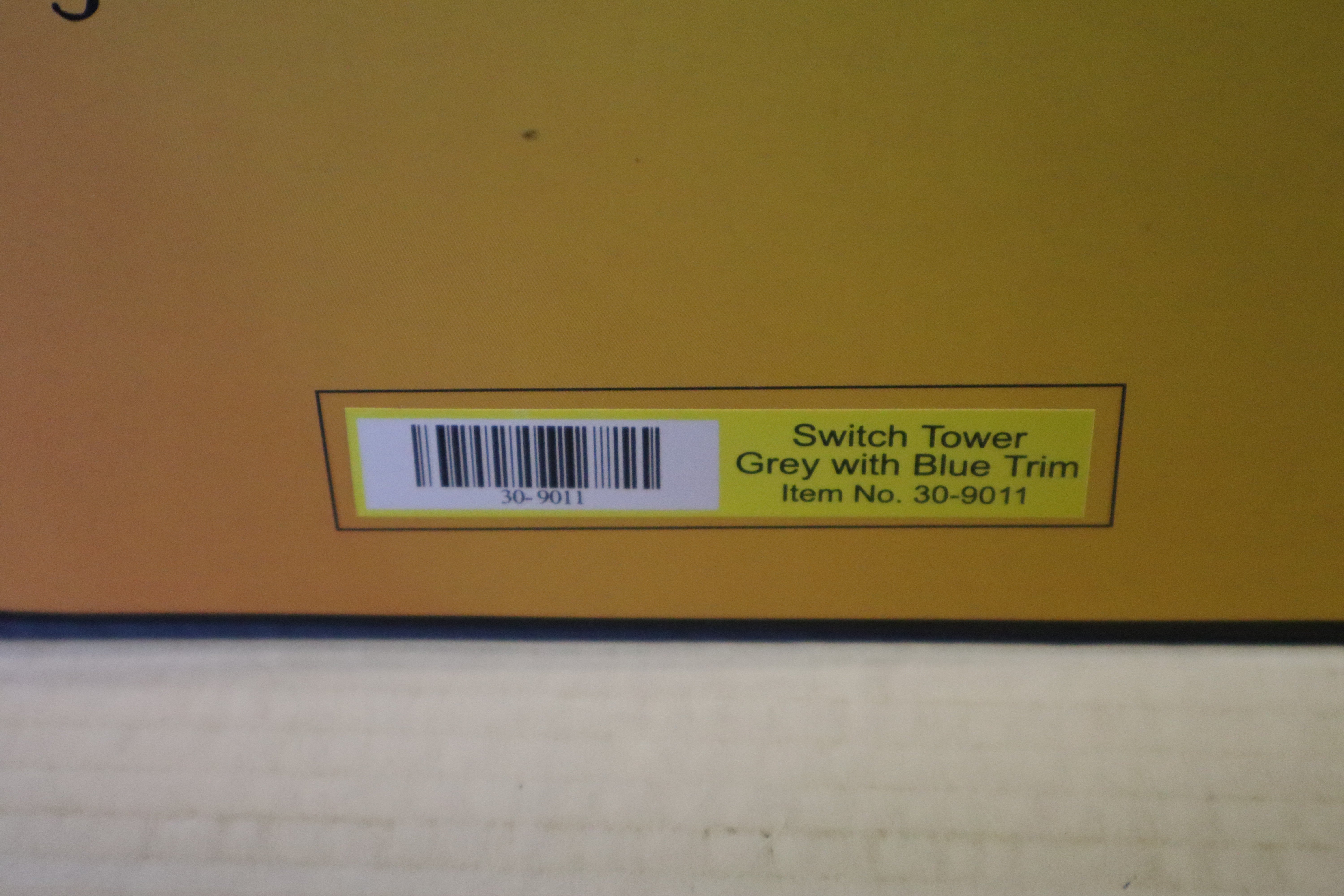 Rail King 30-9011 Switch Tower Grey w/ Blue Trim-Second hand-M8222