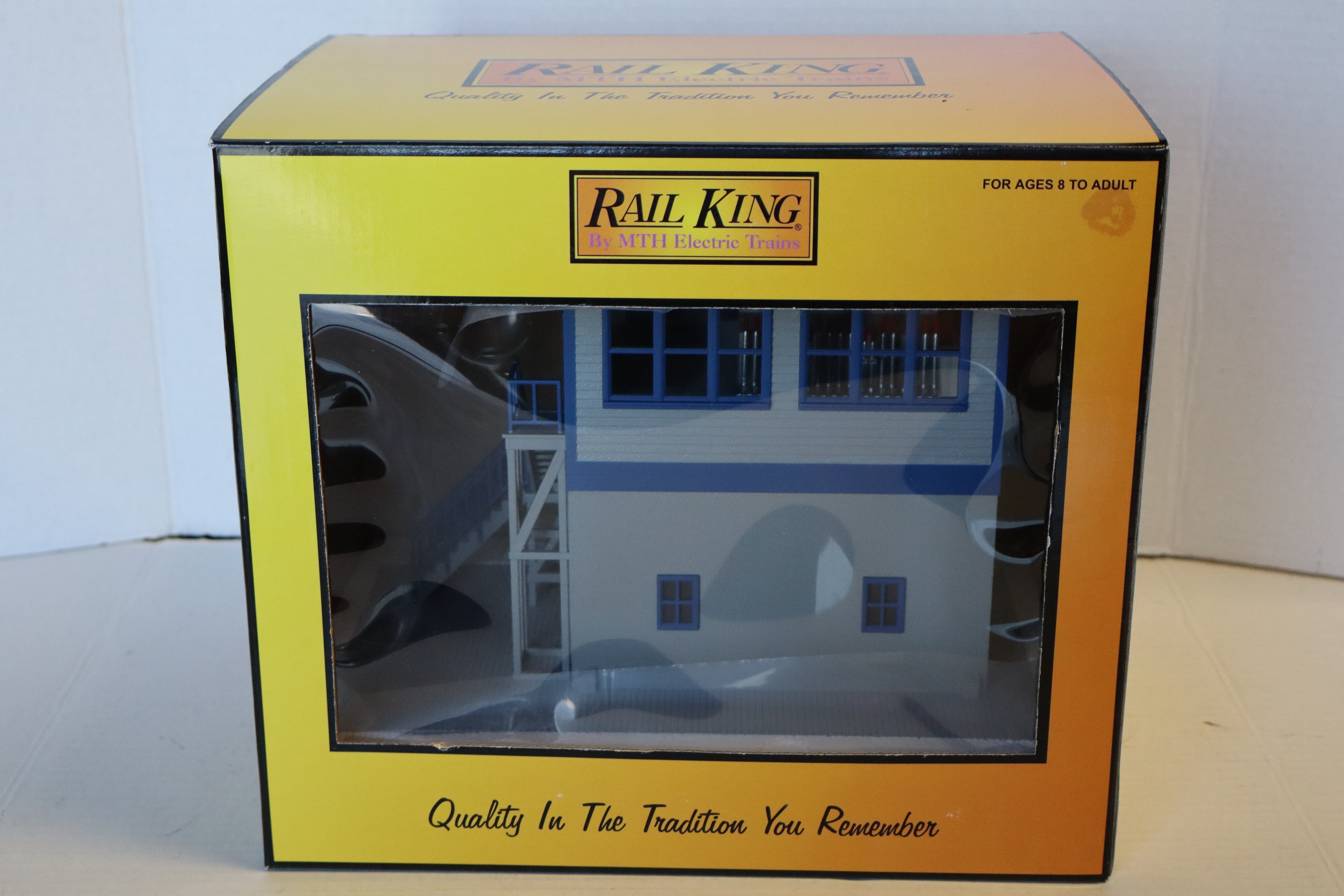 Rail King 30-9011 Switch Tower Grey w/ Blue Trim-Second hand-M8222