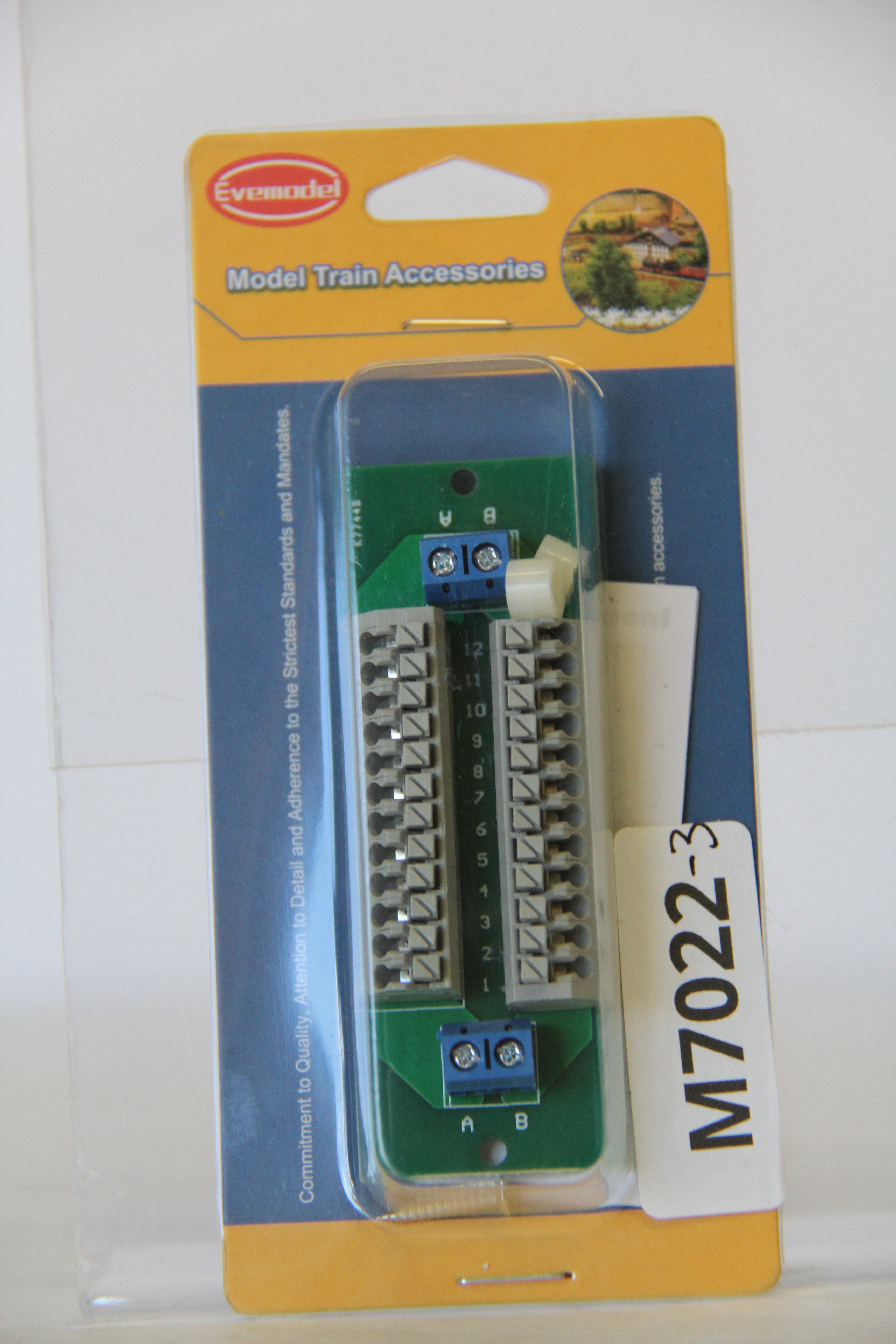 Evemodel Model Train Accessories 1X 12 Position Prewired Power Distribution Board Block 2 Inputs 2 x 13 Outputs for DC AC Voltage-Second hand-M7022-2