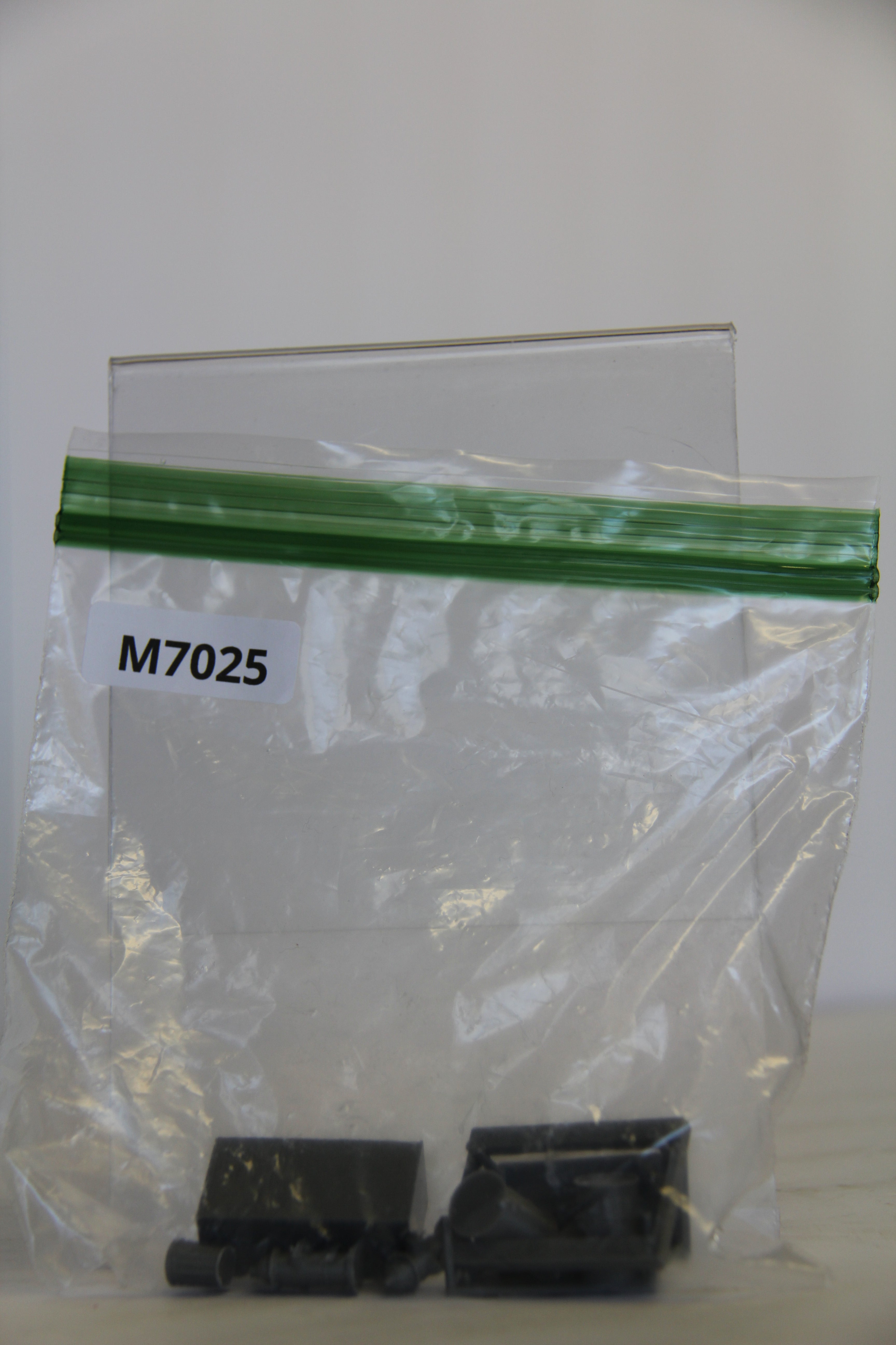 Mixed 3D printed O Gauge Accessory Pack-Second hand-M7025