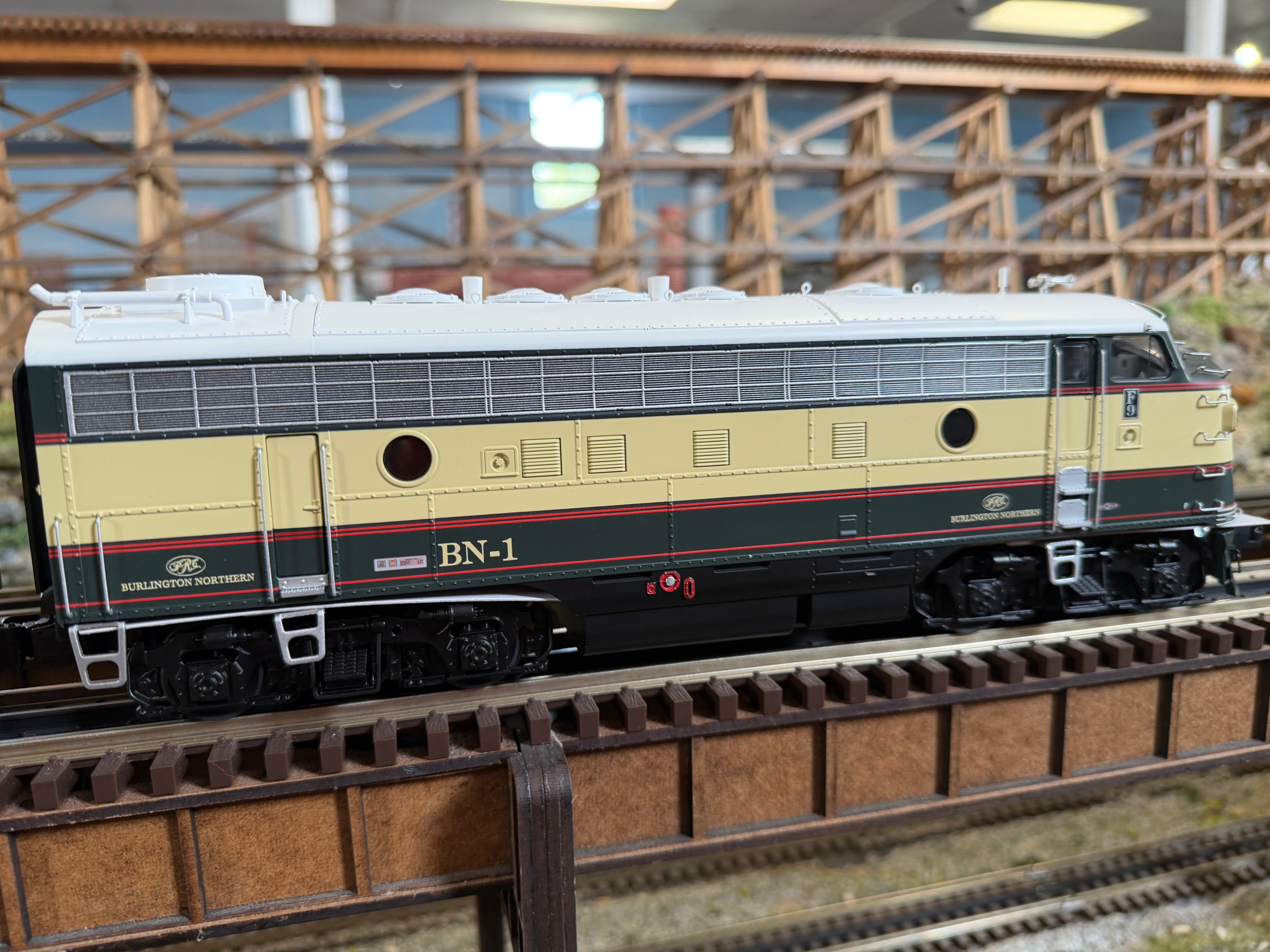Lionel 2633320 - Legacy - F9/E9 AA Diesel Set "Burlington Northern"