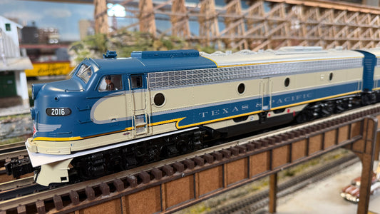 Lionel 2633250 - Legacy - E8/F7 AA Diesel Set "Texas & Pacific"