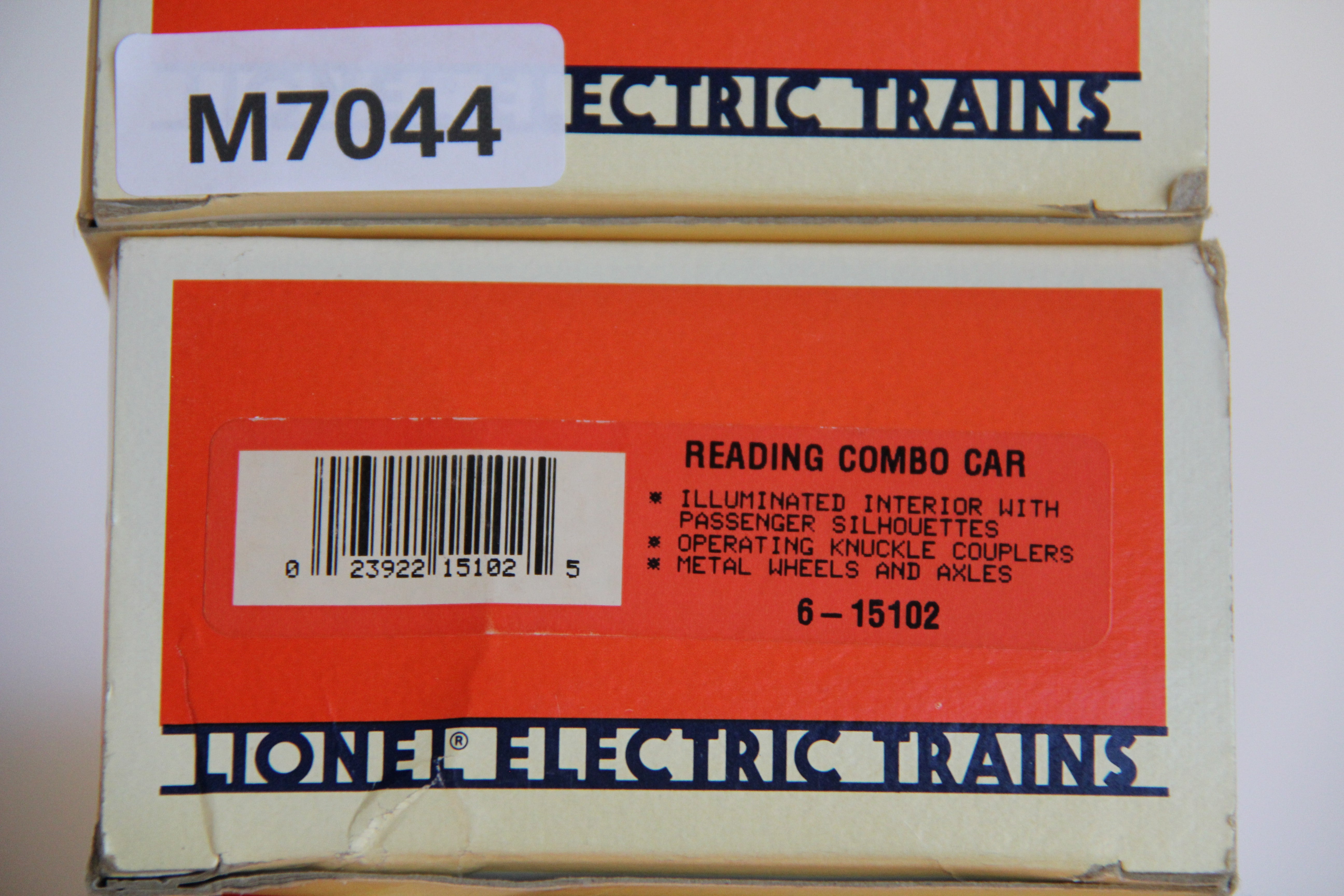 Lionel 6-18934 Reading FA 2 Alco AA Diesels w/ 6 Car Passenger Set-Second hand-M7048