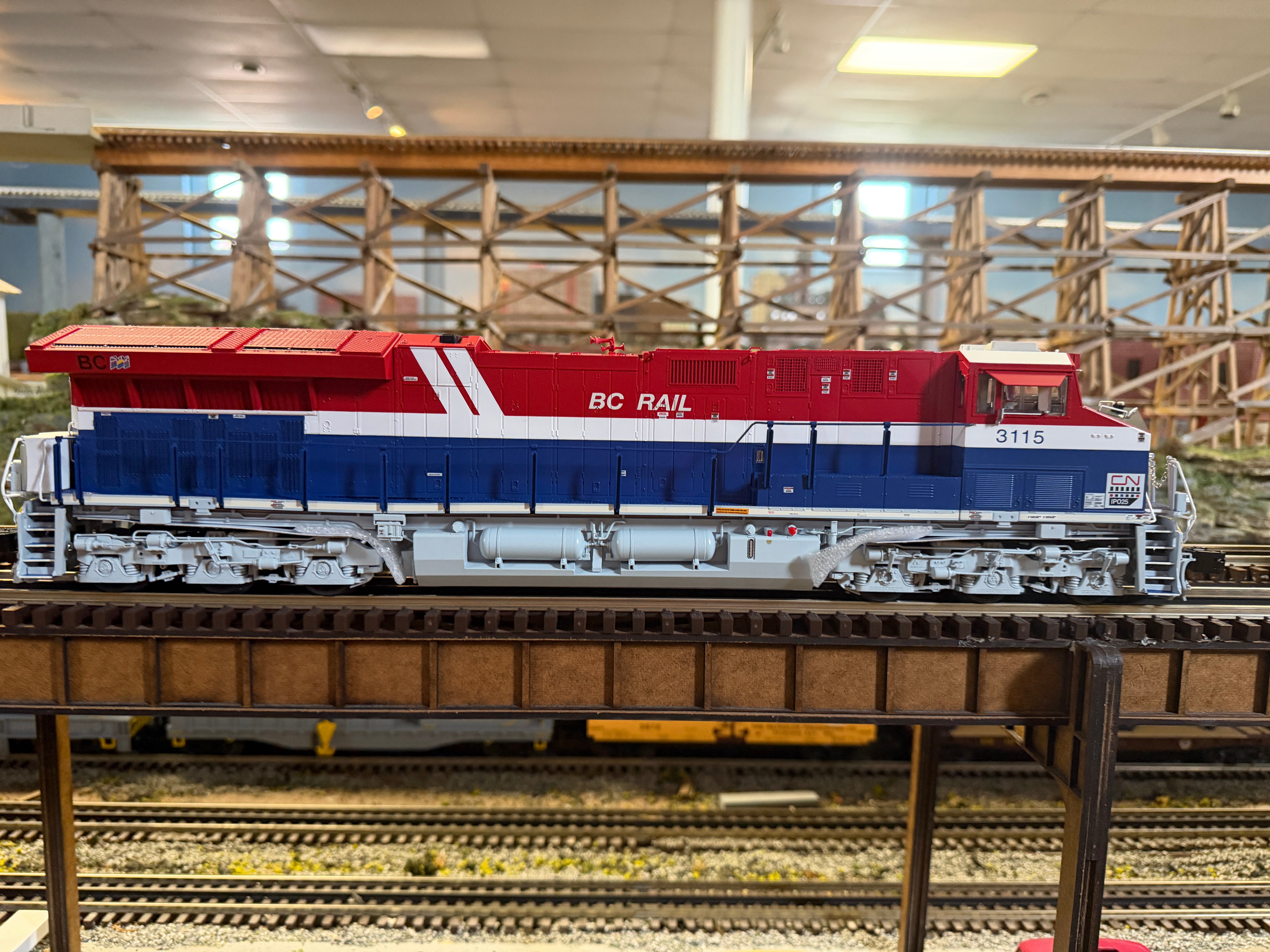 Lionel 2633039 - Legacy - ET44 Diesel Locomotive "BC Rail" #3115 (Non-Powered)