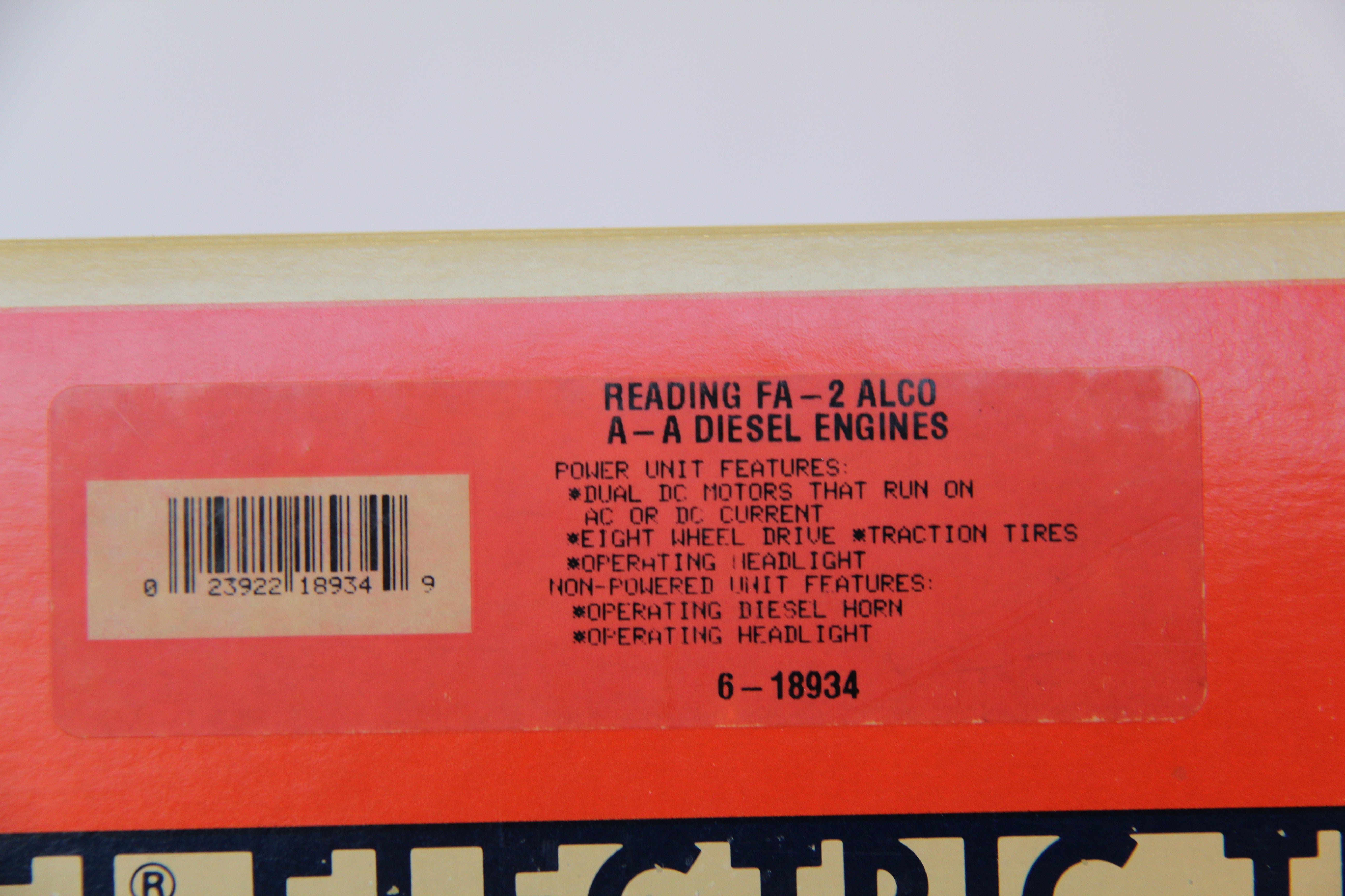 Lionel 6-18934 Reading FA 2 Alco AA Diesels w/ 6 Car Passenger Set-Second hand-M7048