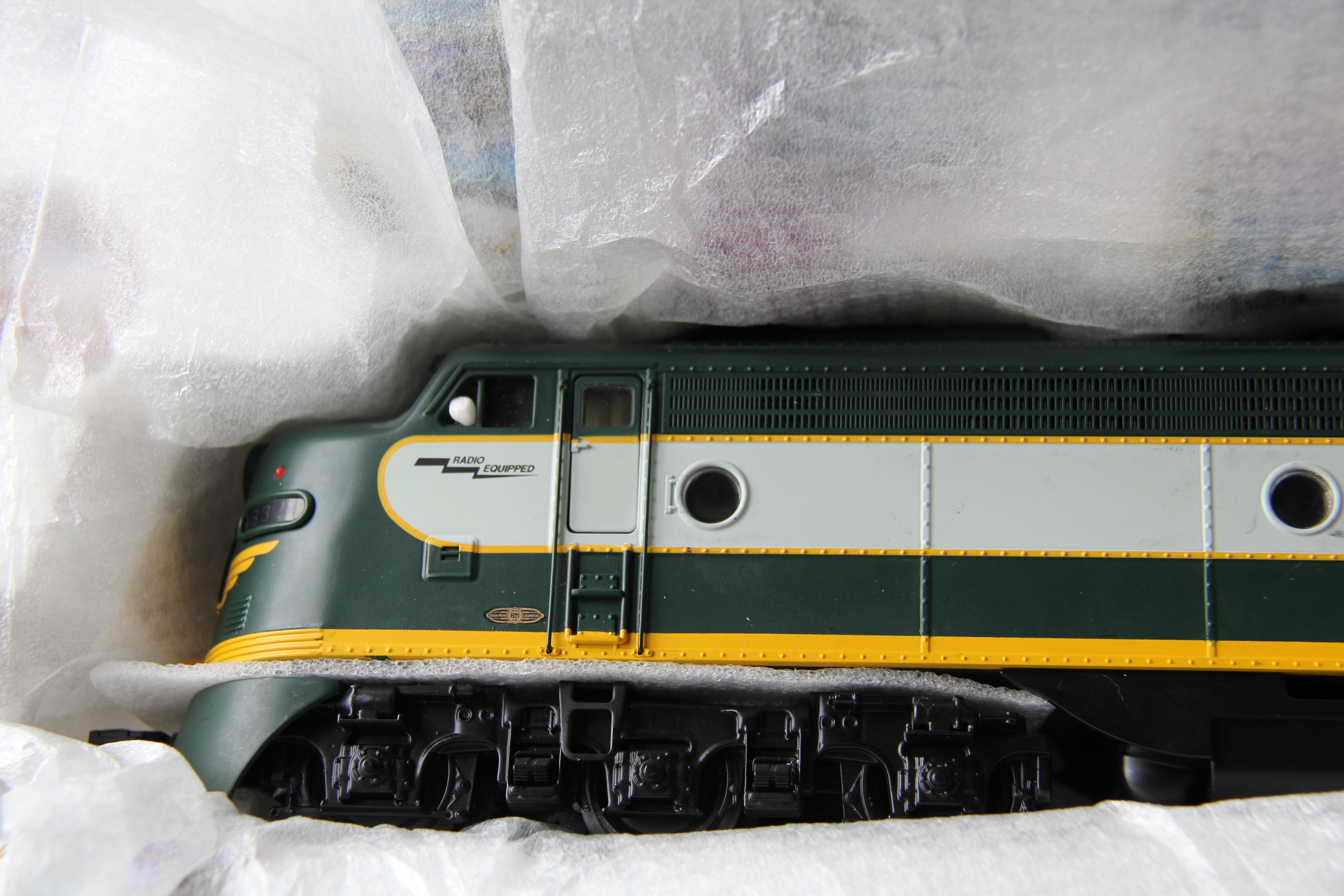 MTH 20-2236-1-Erie E-8 ABA Diesel Engine Set-Second hand-M2660