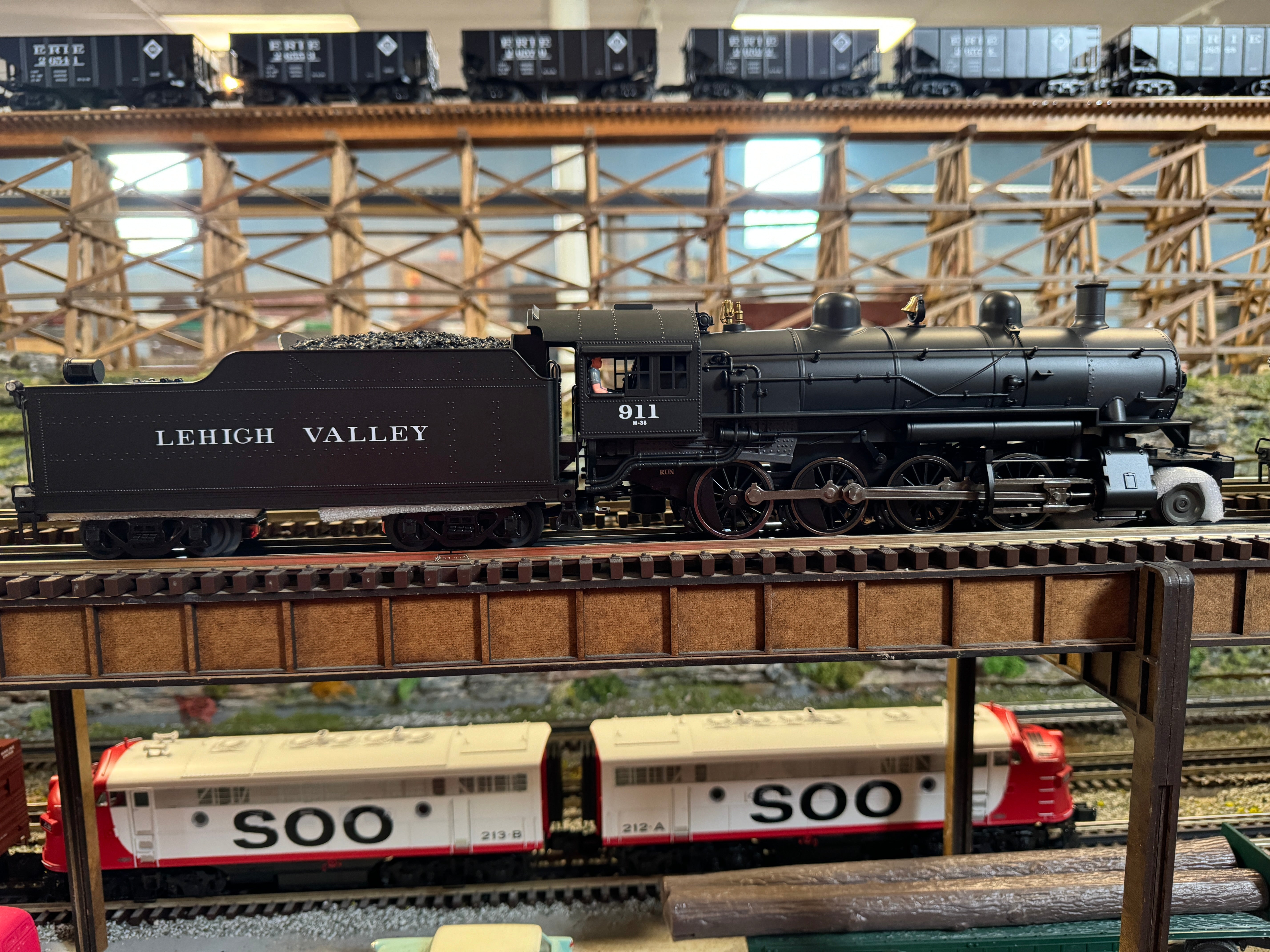 Lionel 2431380 - Legacy Consolidation Steam Engine "Lehigh Valley" #911