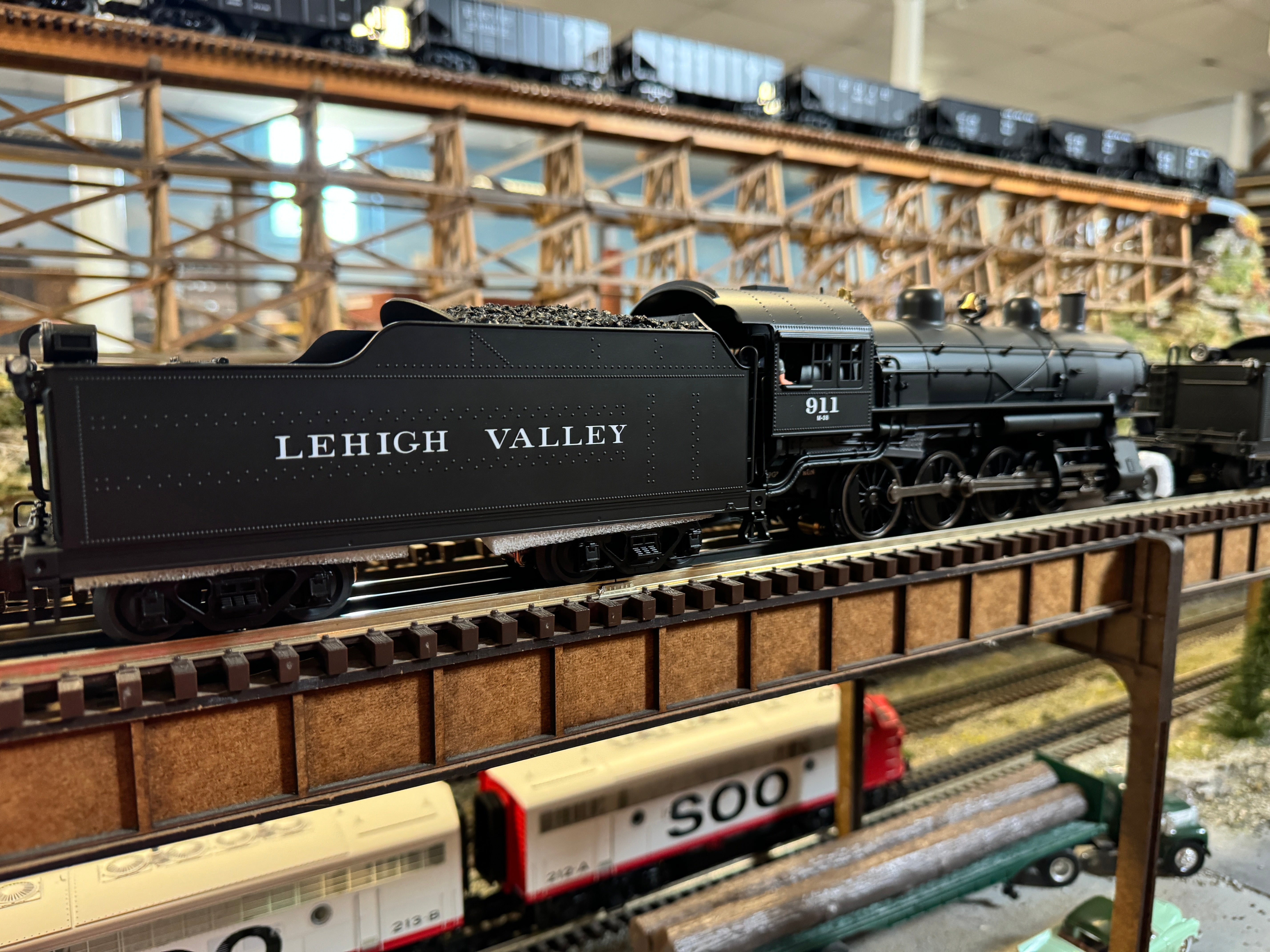 Lionel 2431380 - Legacy Consolidation Steam Engine "Lehigh Valley" #911