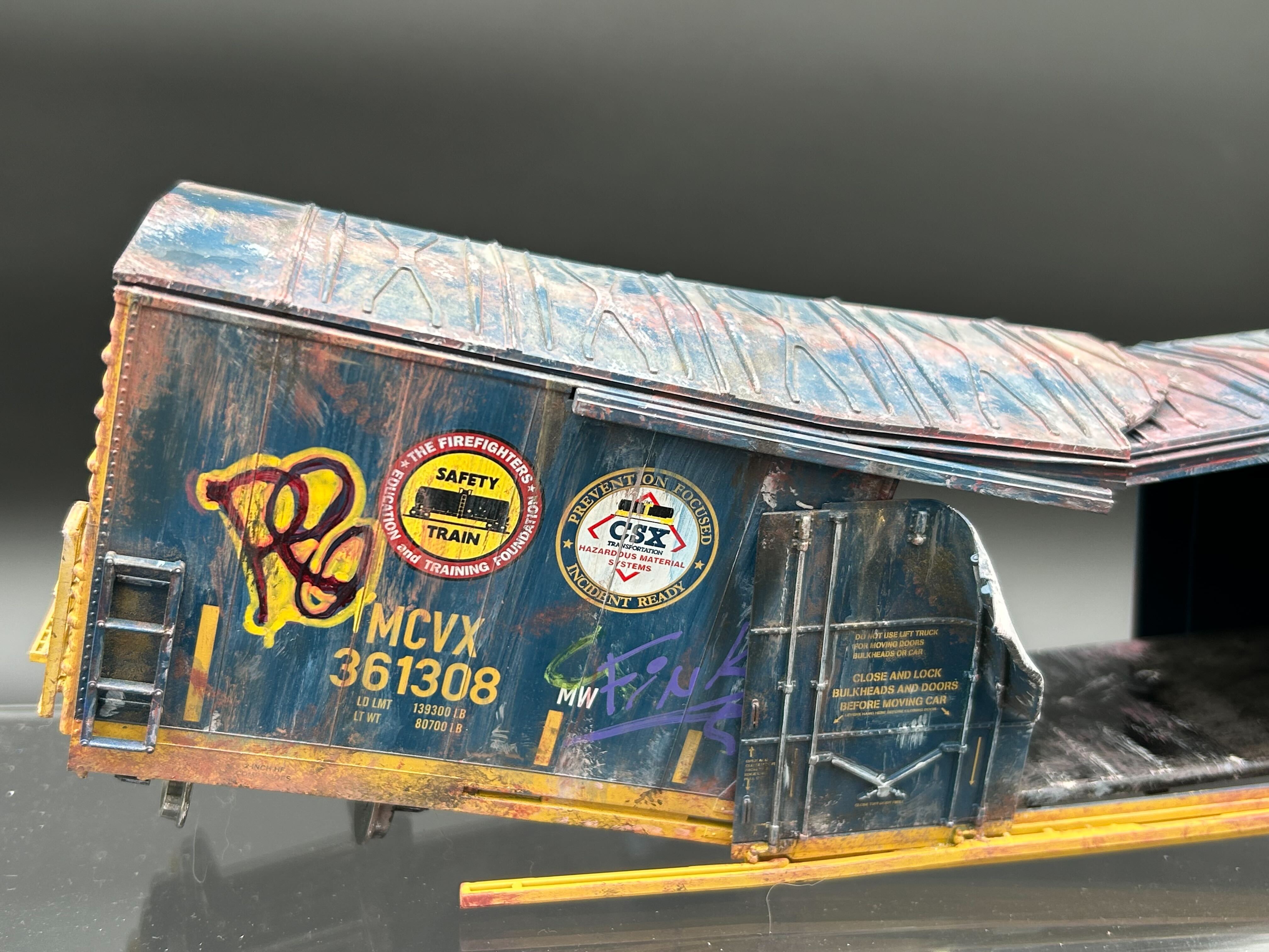 CUSTOM MTH 30-74830 CSX 50' Double Door Plugged Boxcar #361308 Train Wreck Weathered Box Car with Graffiti-Second hand-M7448 - MrMuffin'sTrains