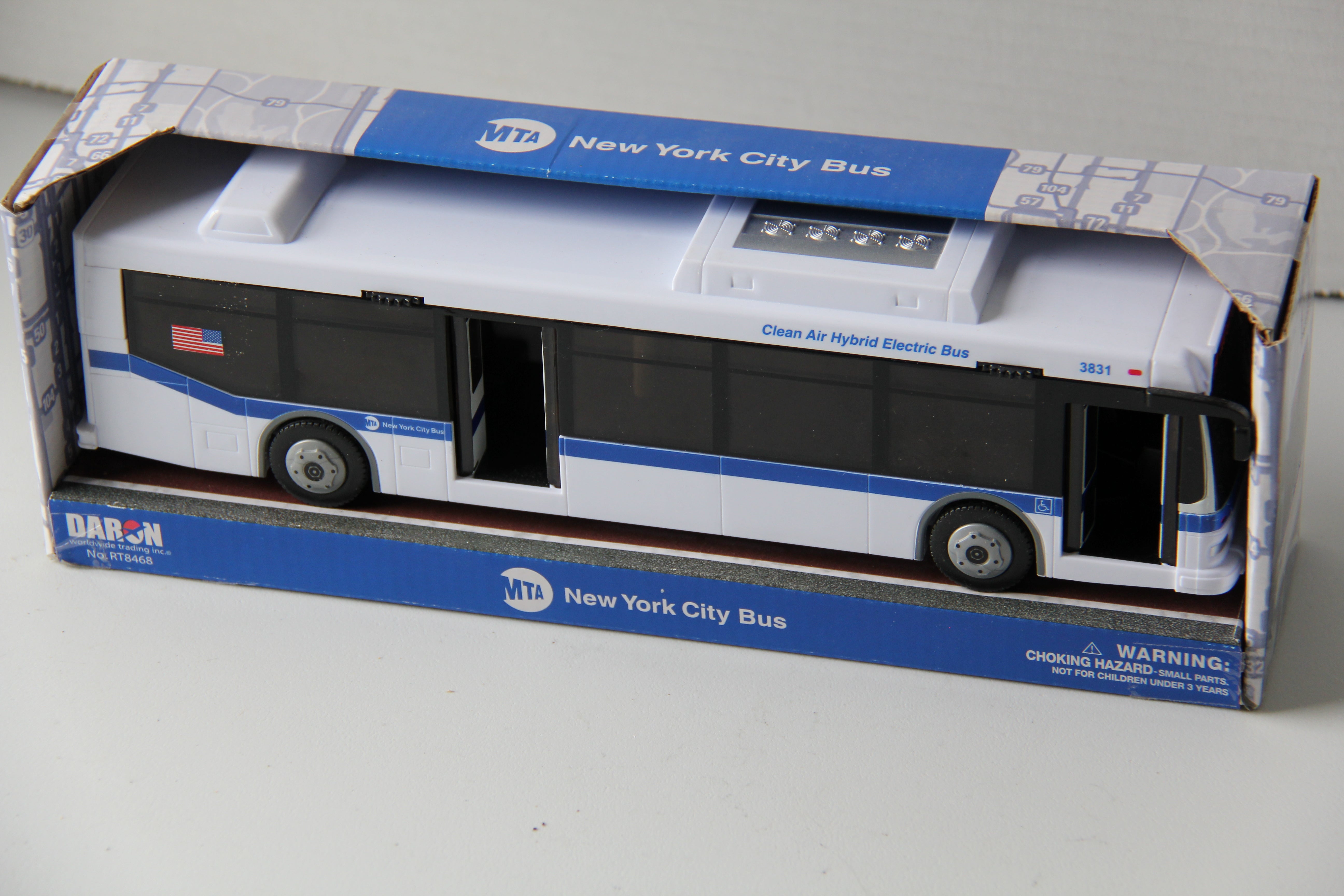 Daron #RT8468 MTA New York City Bus-Second hand-M2670