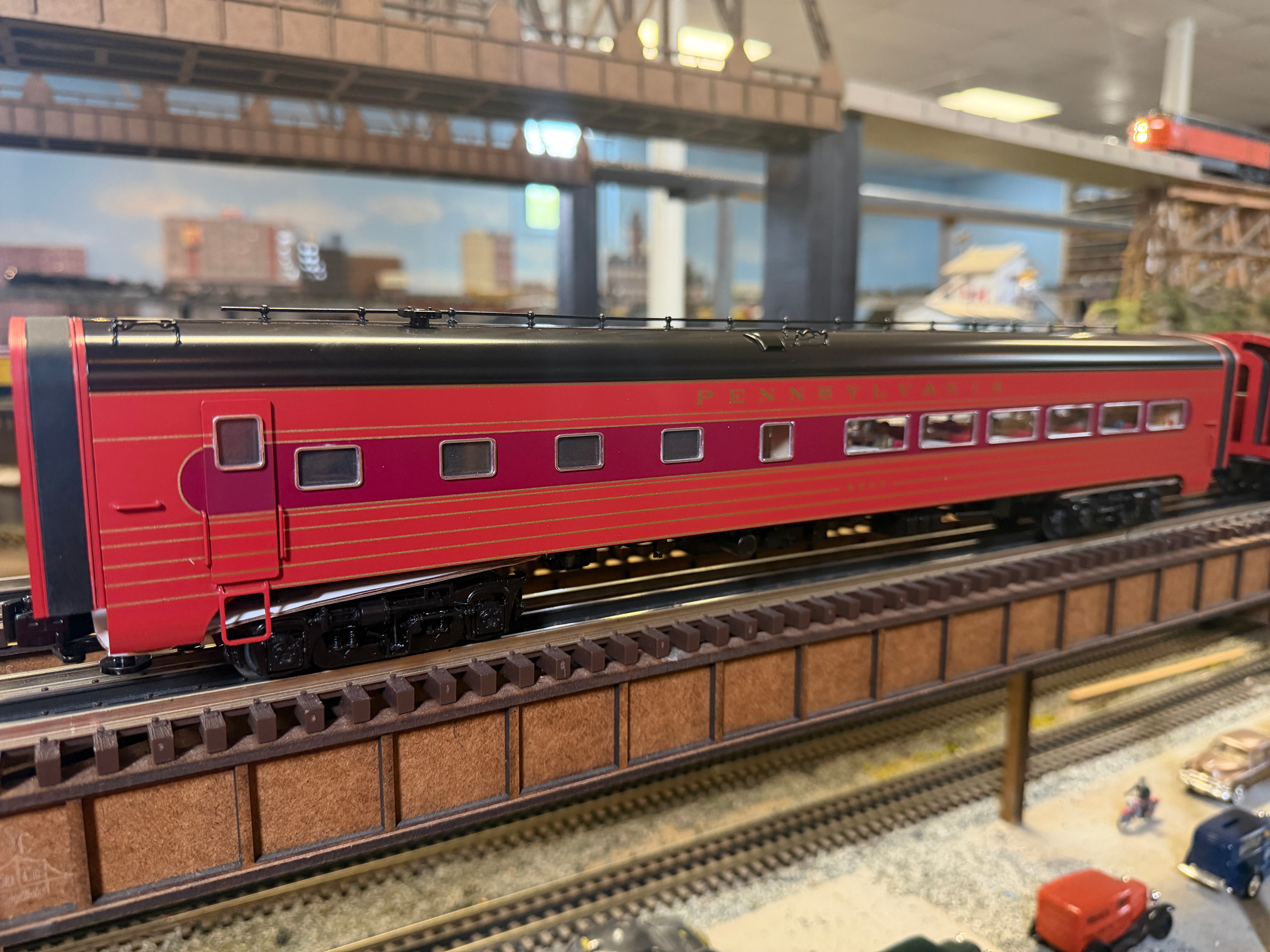 Lionel 2627220 - 18" Aluminum StationSounds Diner Car "Pennsylvania"