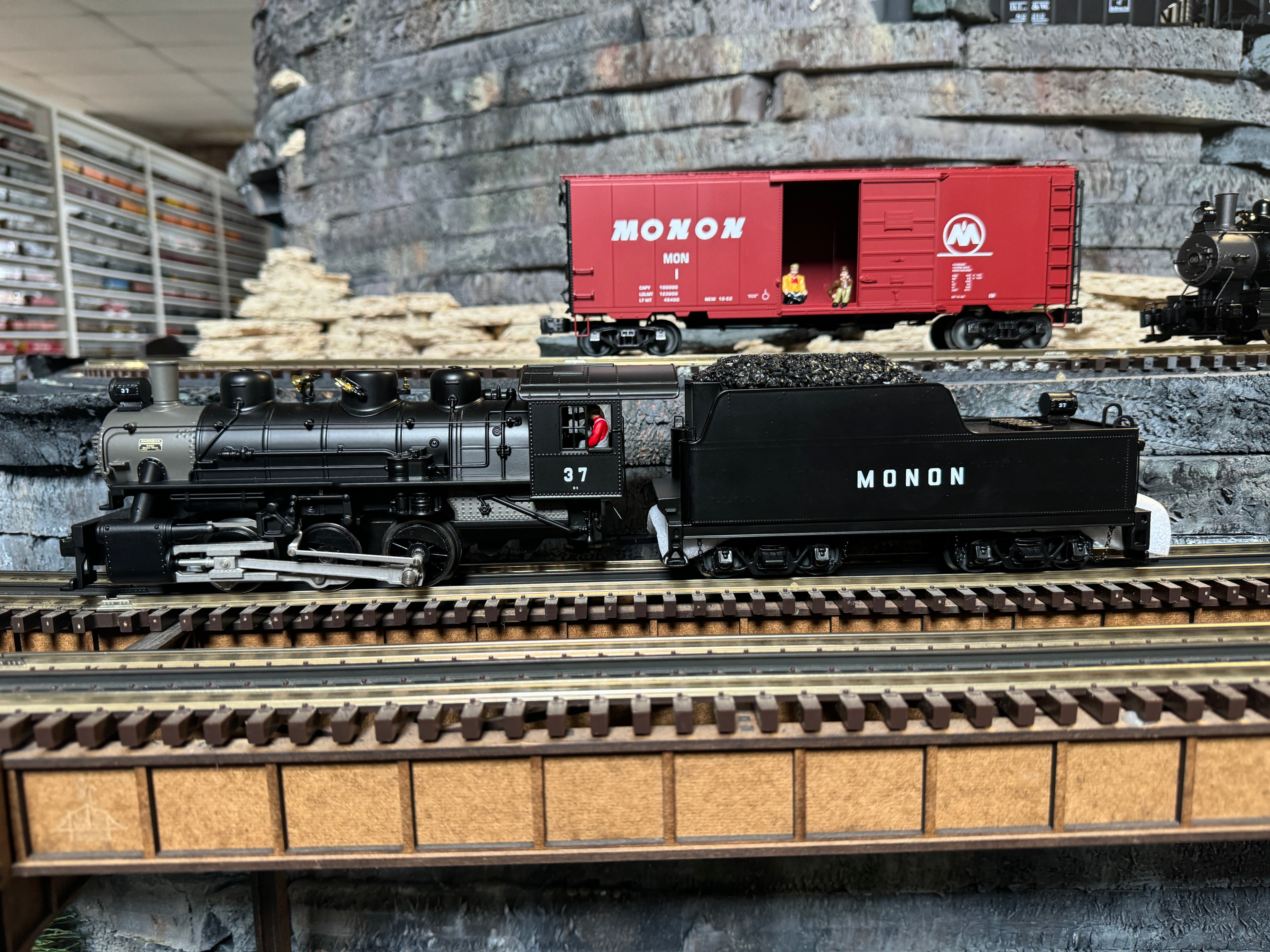 MTH 30-1858-1 - USRA 0-6-0 Steam Switcher "Monon" #37 w/ PS3 - Custom Run for MrMuffin'sTrains