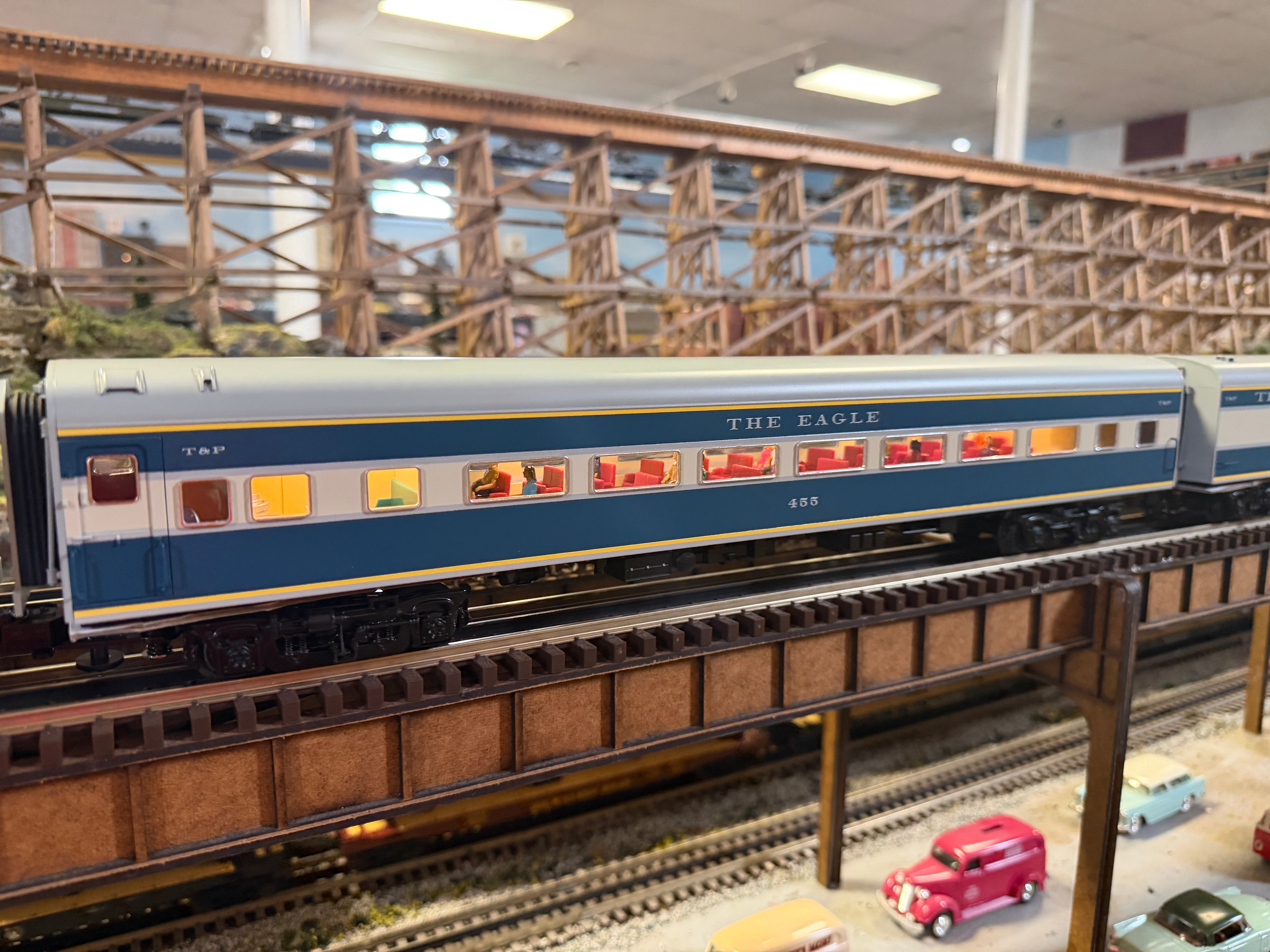 Lionel 2627160 - 18" Aluminum Passenger Car Set "Texas & Pacific" (4-Car)