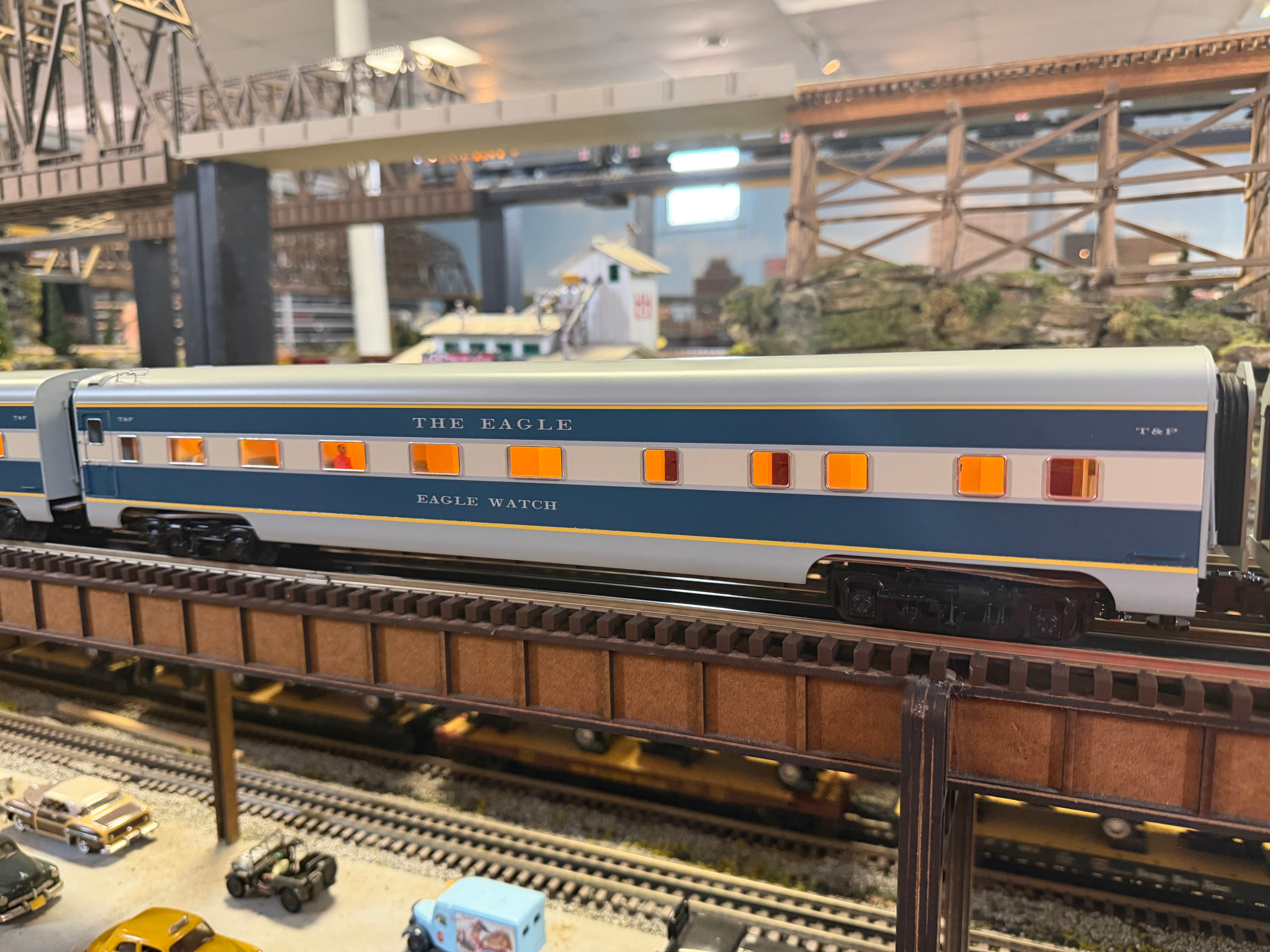 Lionel 2627160 - 18" Aluminum Passenger Car Set "Texas & Pacific" (4-Car)