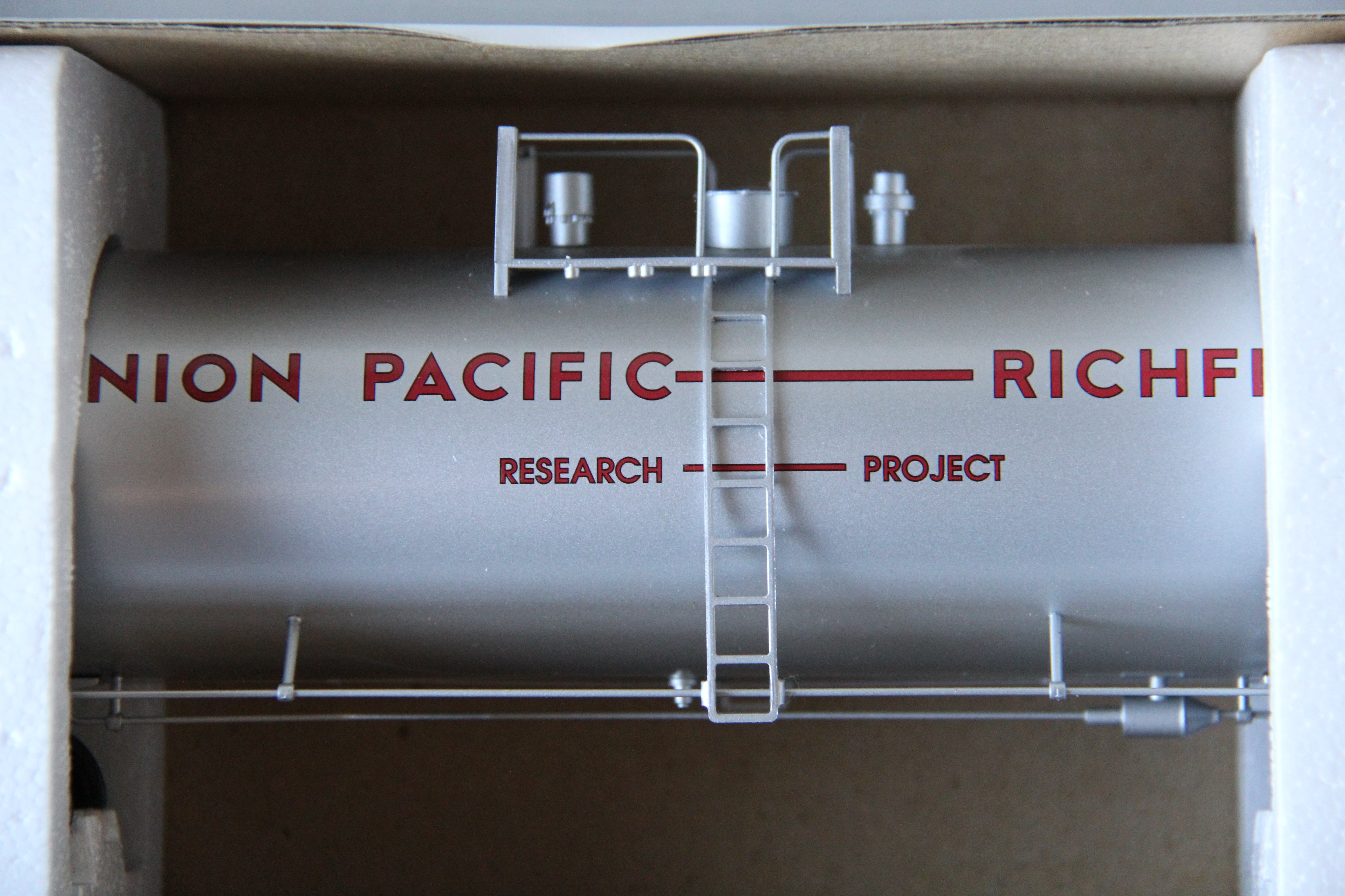 K-Line K6333-2111 Union Pacific Classic Research Project Tank Car-Second hand-M2690