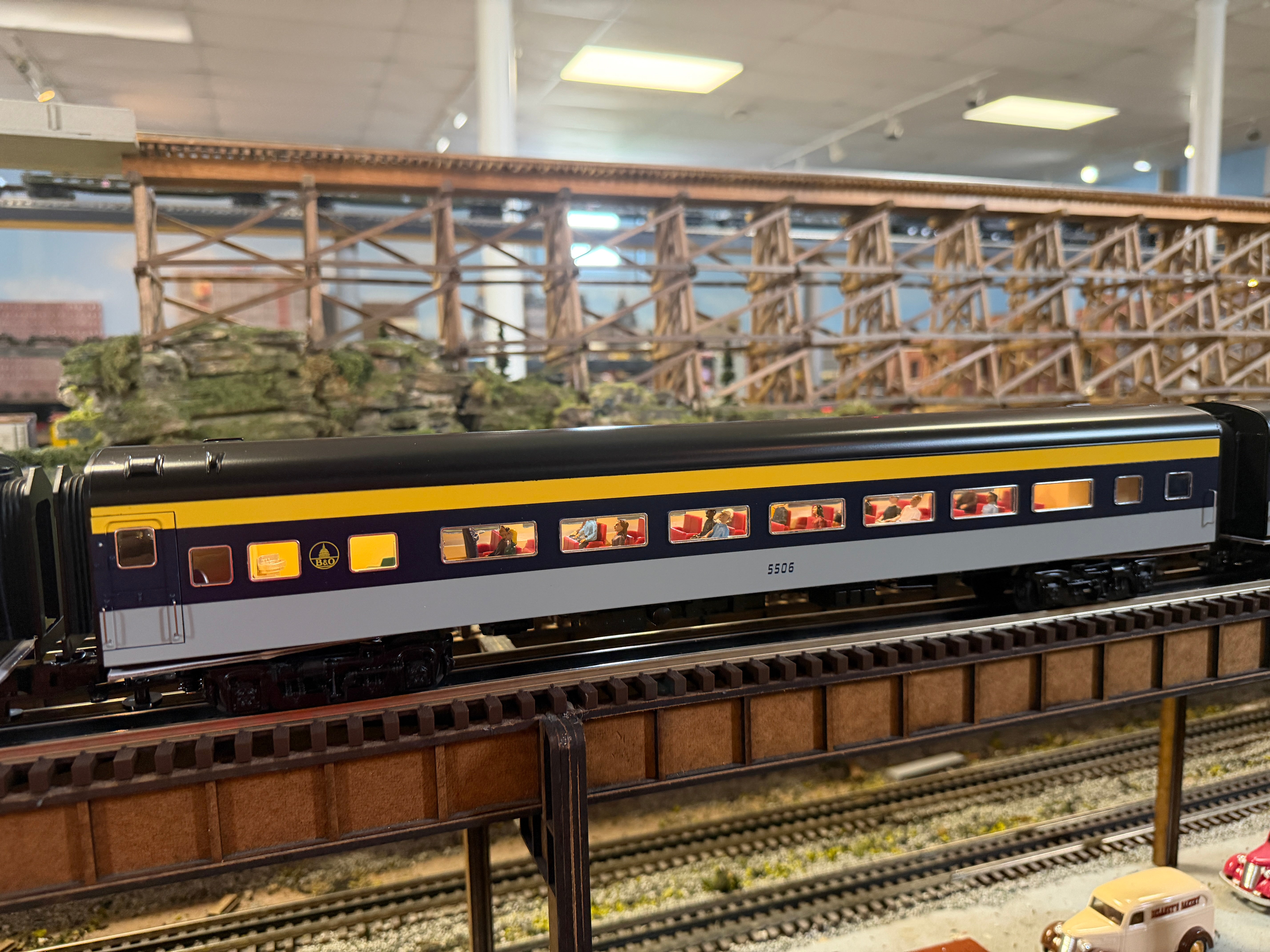 Lionel 2627290 - 18" Aluminum Passenger Car "Baltimore & Ohio" (4-Car)