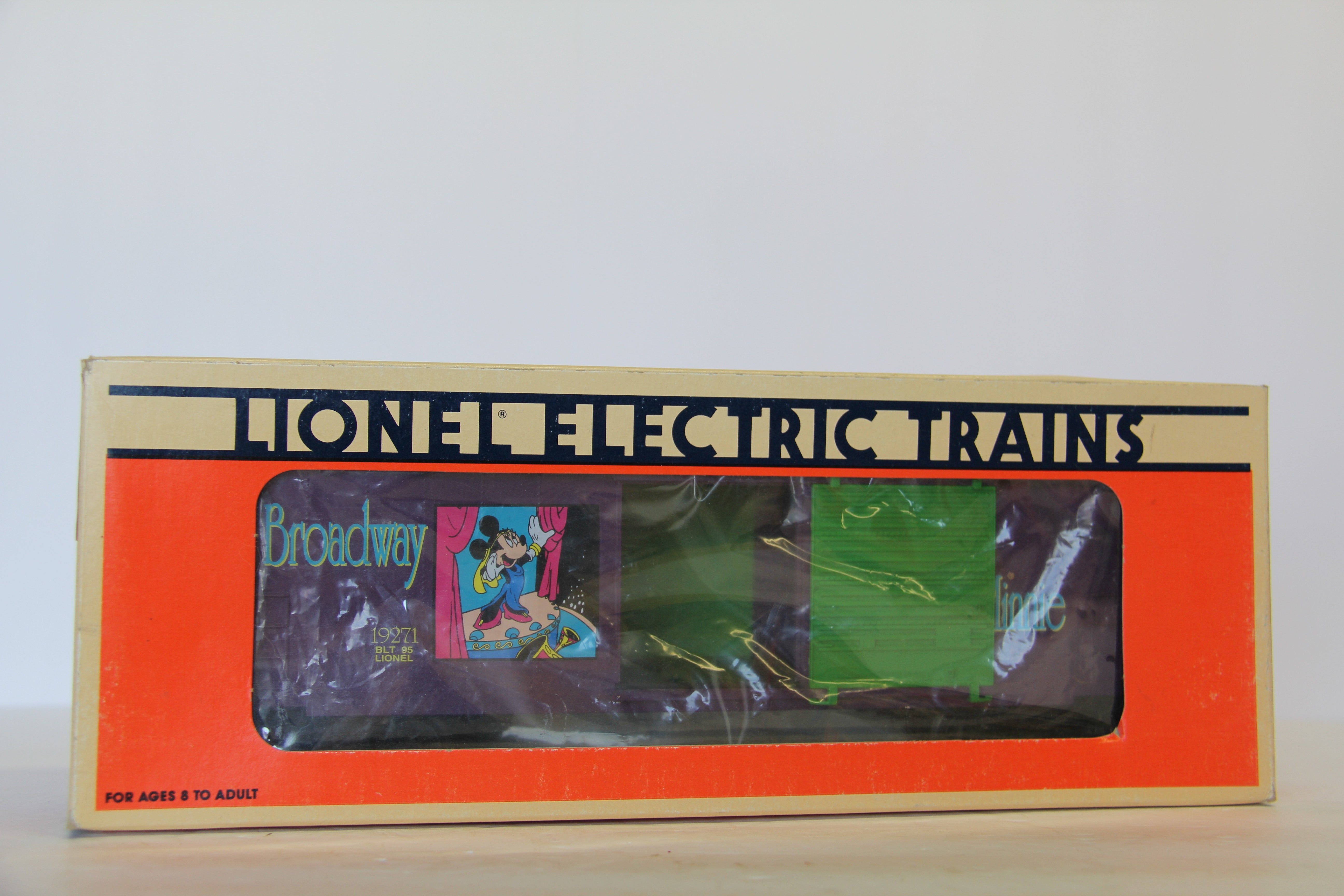 Lionel 6-19271 Disney Minnie Mouse & "Broadway Minnie" Hi-Cube Boxcar-Second hand-M7067