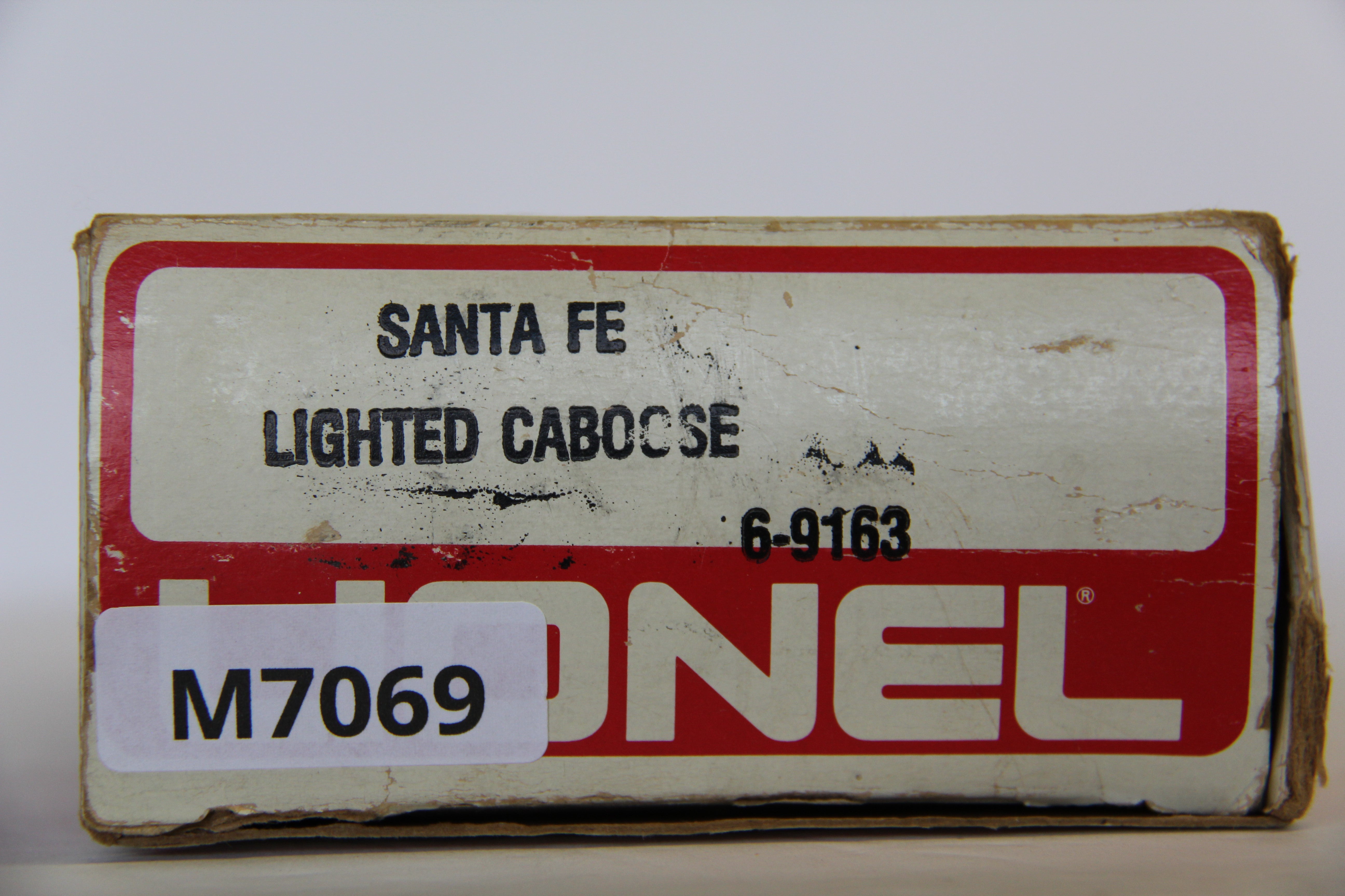Lionel 6-9163 Santa Fe Lighted Caboose-Second hand-M7069