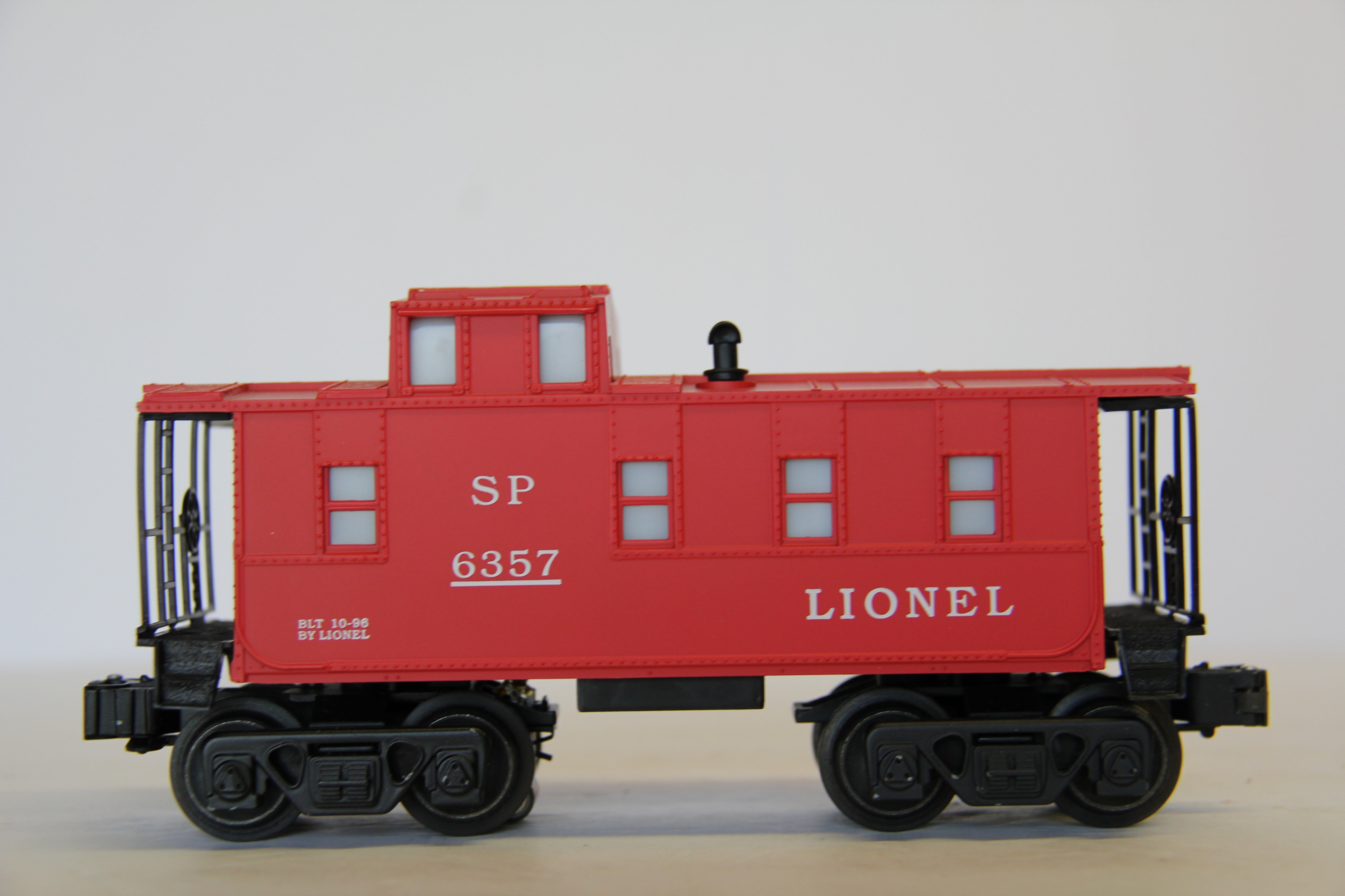 Lionel 6-19734 -6357 Southern Pacific Caboose-Second hand-M7070