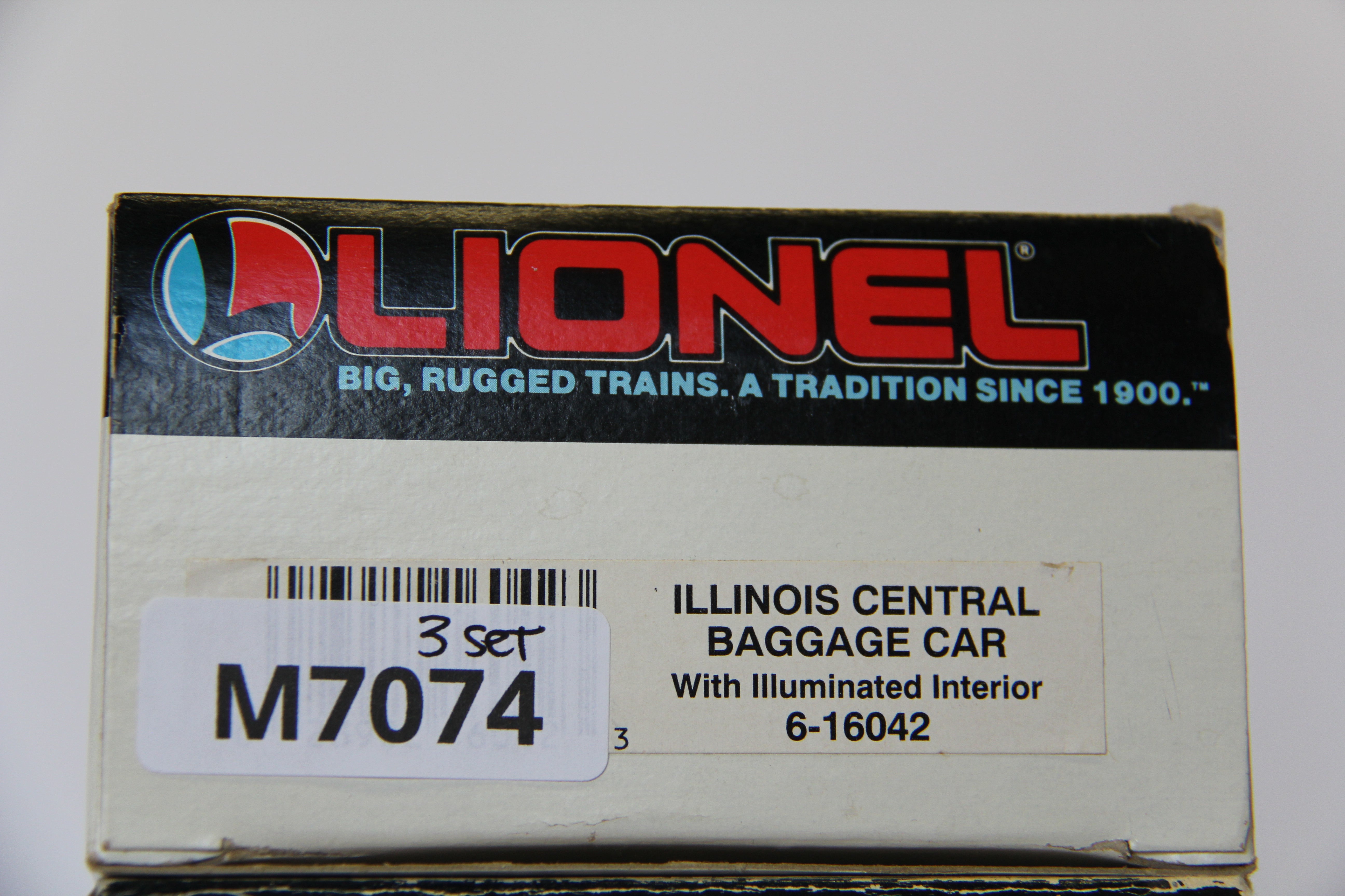 Lionel 6-16042, 44, 47 Illinois Central Passenger 3 Car Set-Second hand-M7074