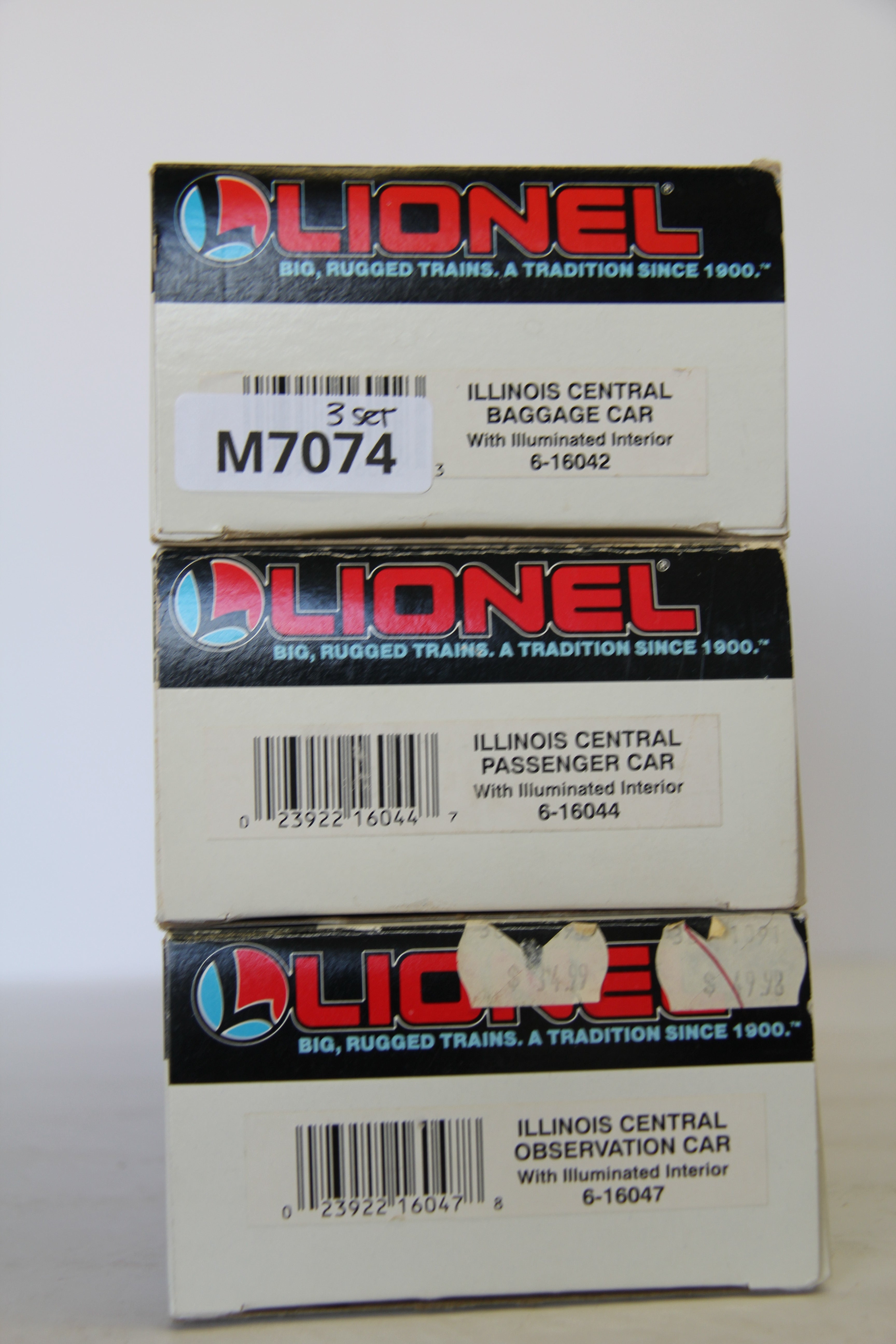 Lionel 6-16042, 44, 47 Illinois Central Passenger 3 Car Set-Second hand-M7074