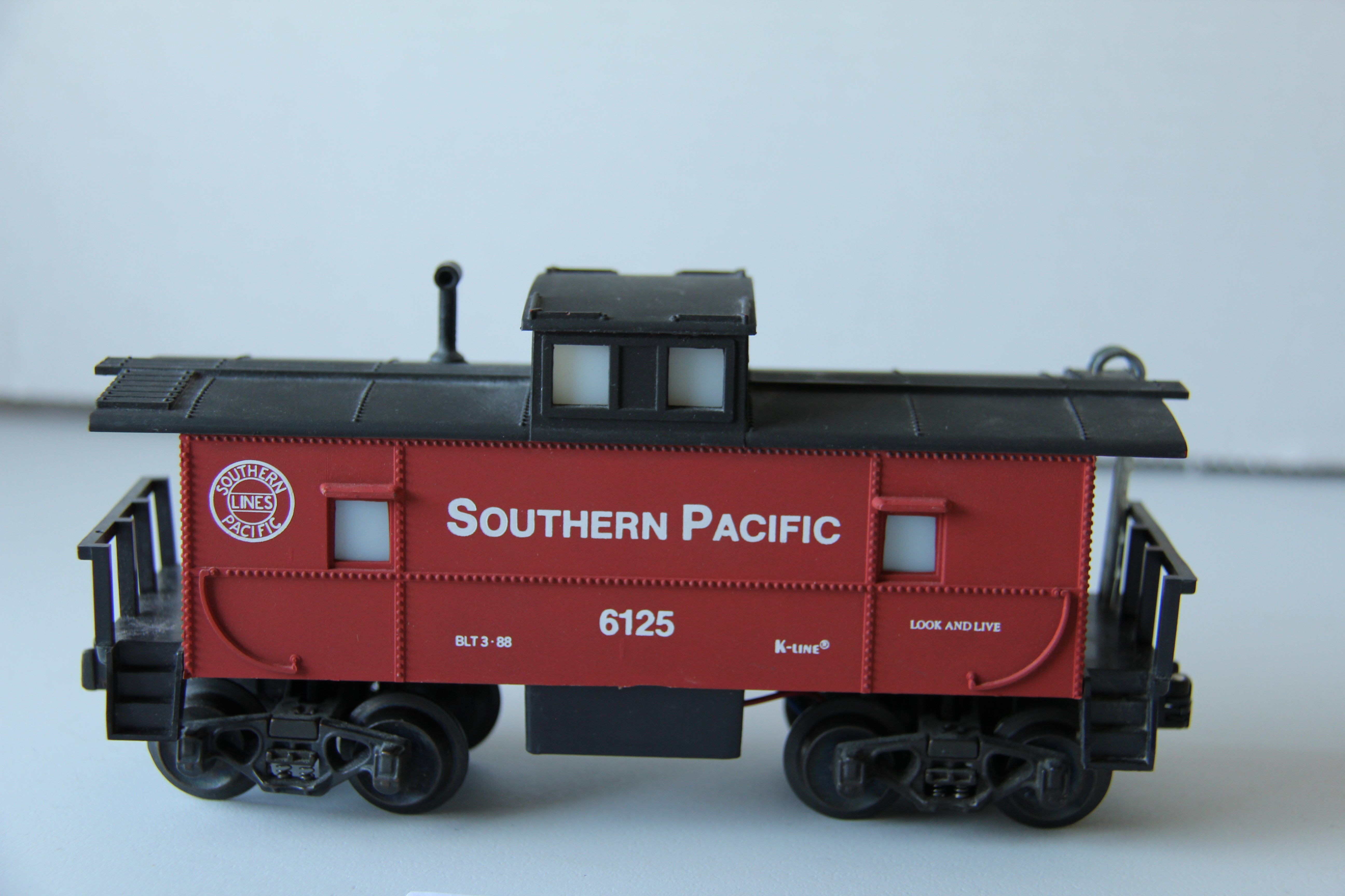 K-Line #6125 Southern Pacific Caboose-Second hand-M2729