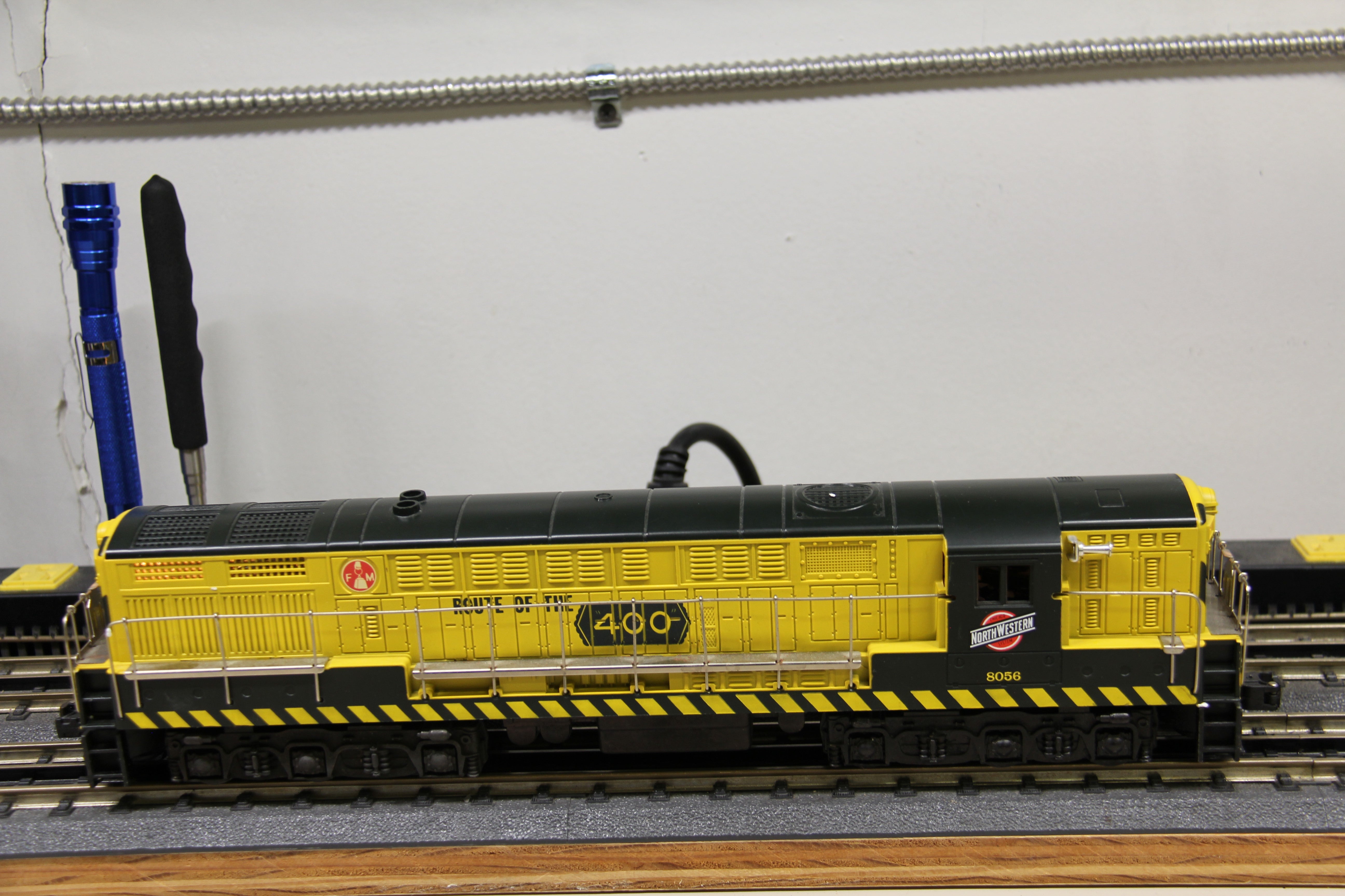 Lionel Fairbanks Morse Chicago NorthWestern Railroad Dual Motor Diesel Engine-Second hand-M6966