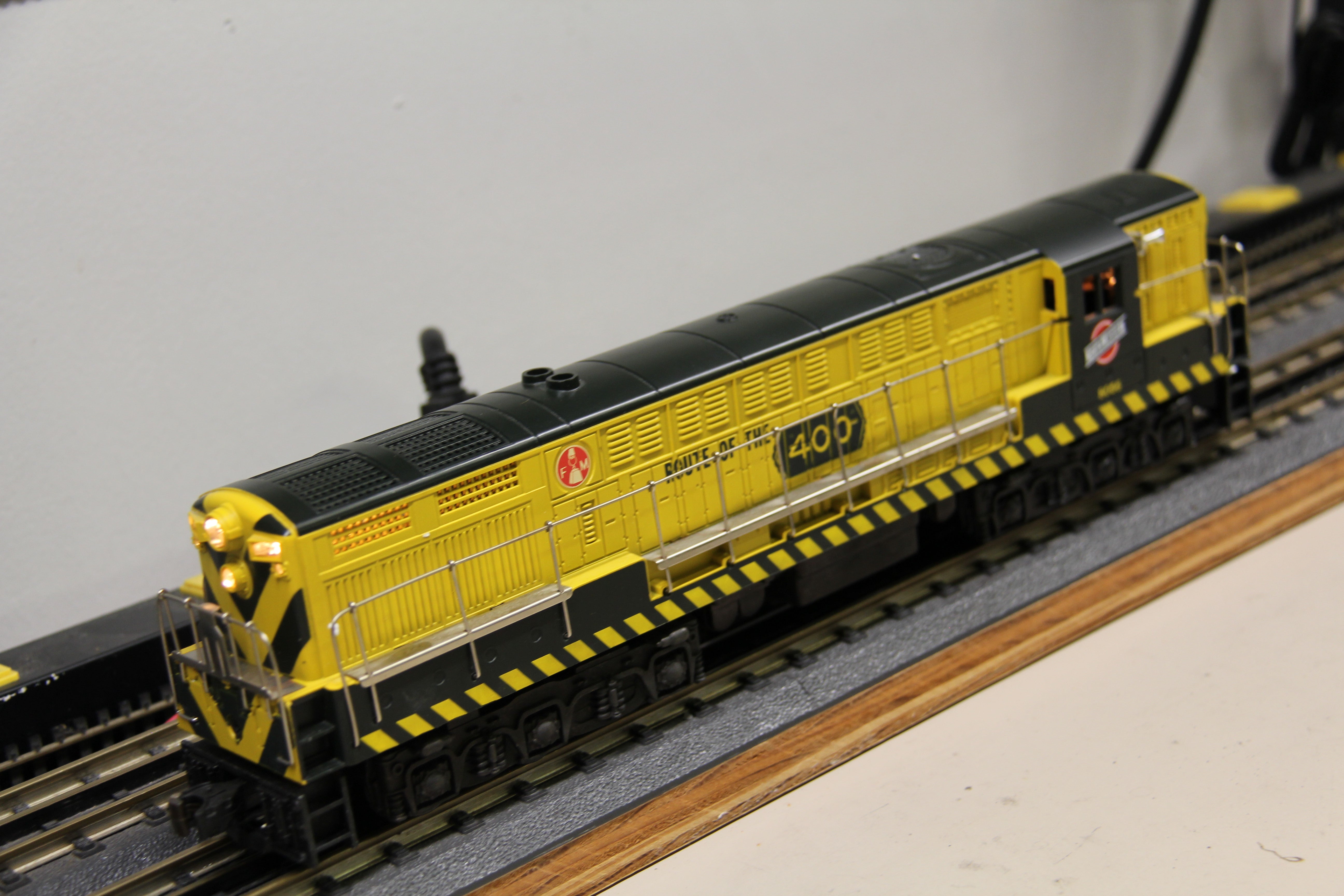 Lionel Fairbanks Morse Chicago NorthWestern Railroad Dual Motor Diesel Engine-Second hand-M6966